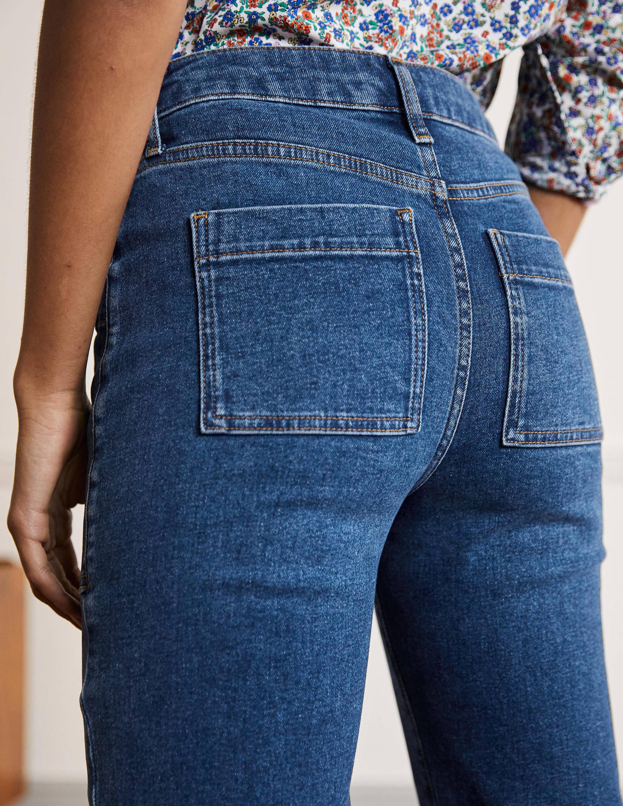 Patch Pocket Tapered Jeans-Mid Vintage - Image 4