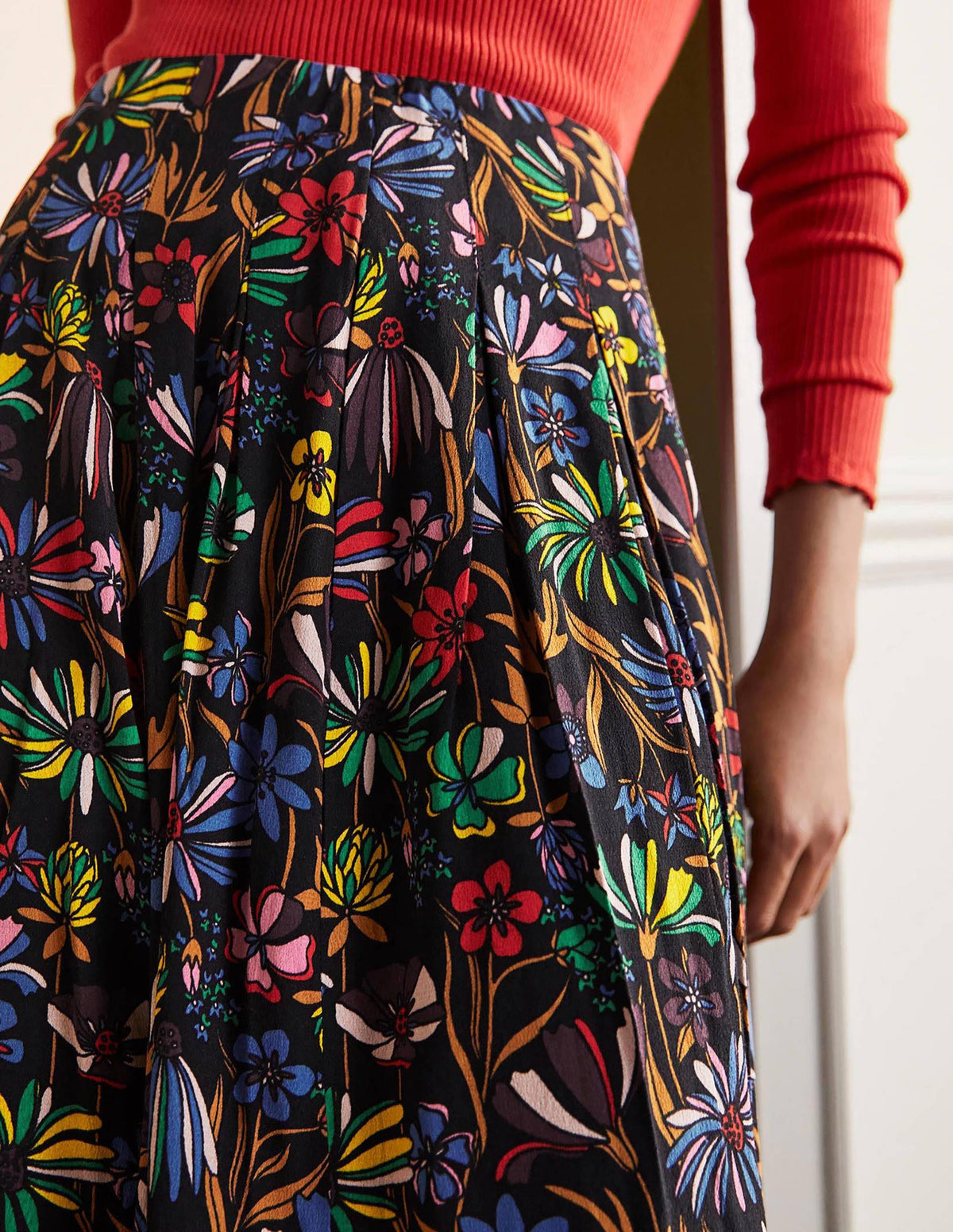Victoria Pleated Skirt-Black, Wild Dandelion - Image 1