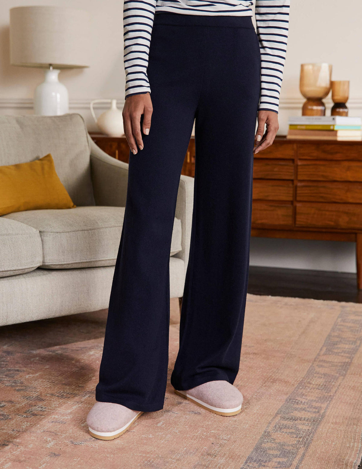 Cashmere Knit Lounge Joggers-Navy - Image 1