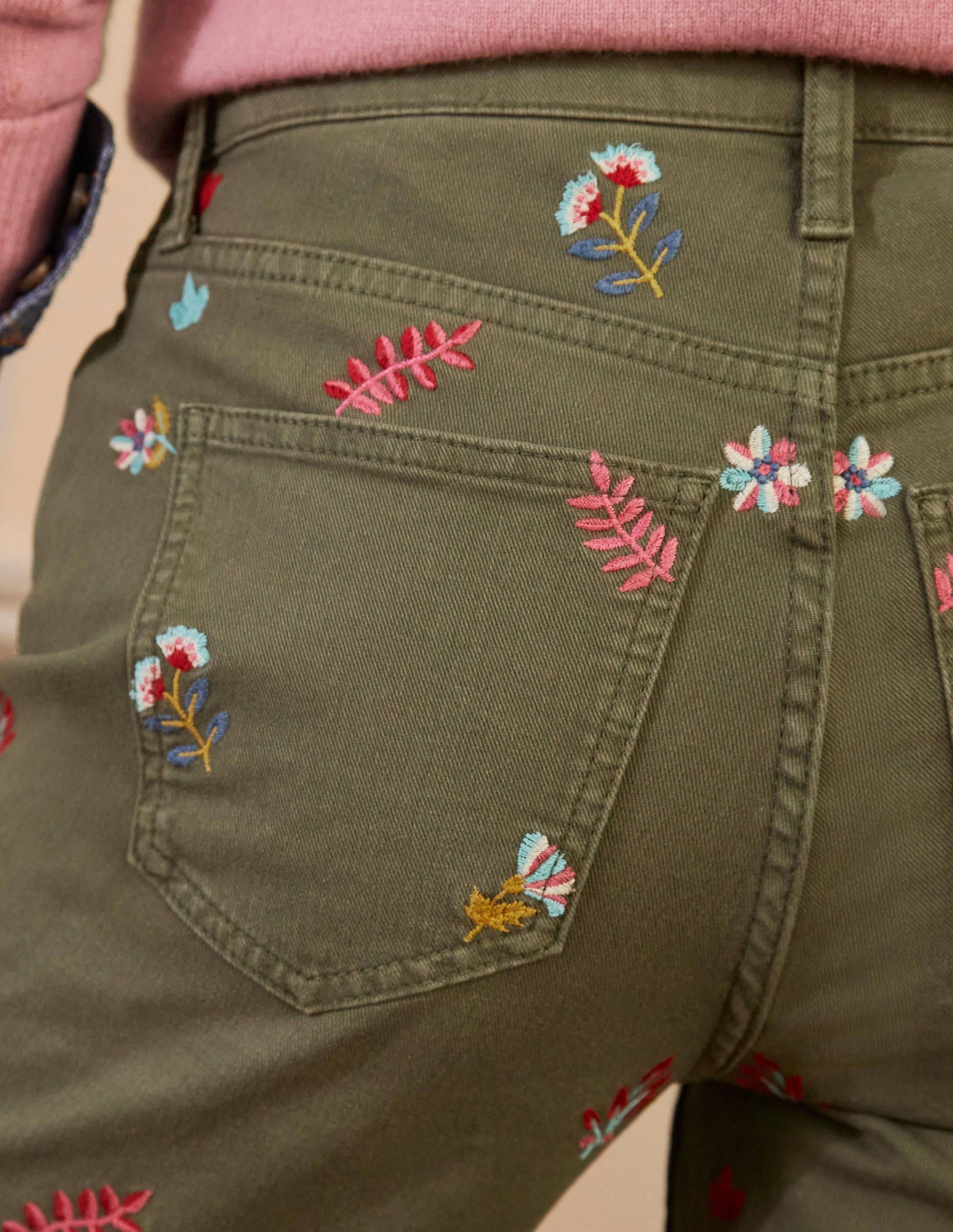 Girlfriend Jeans-Marsh Embroidered-4