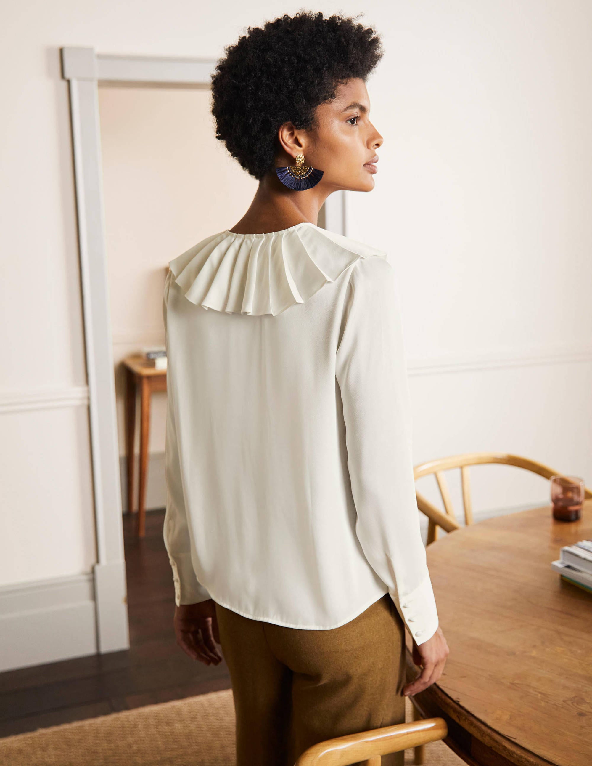 Pleated Collar Boxy Top-Ivory - Image 2