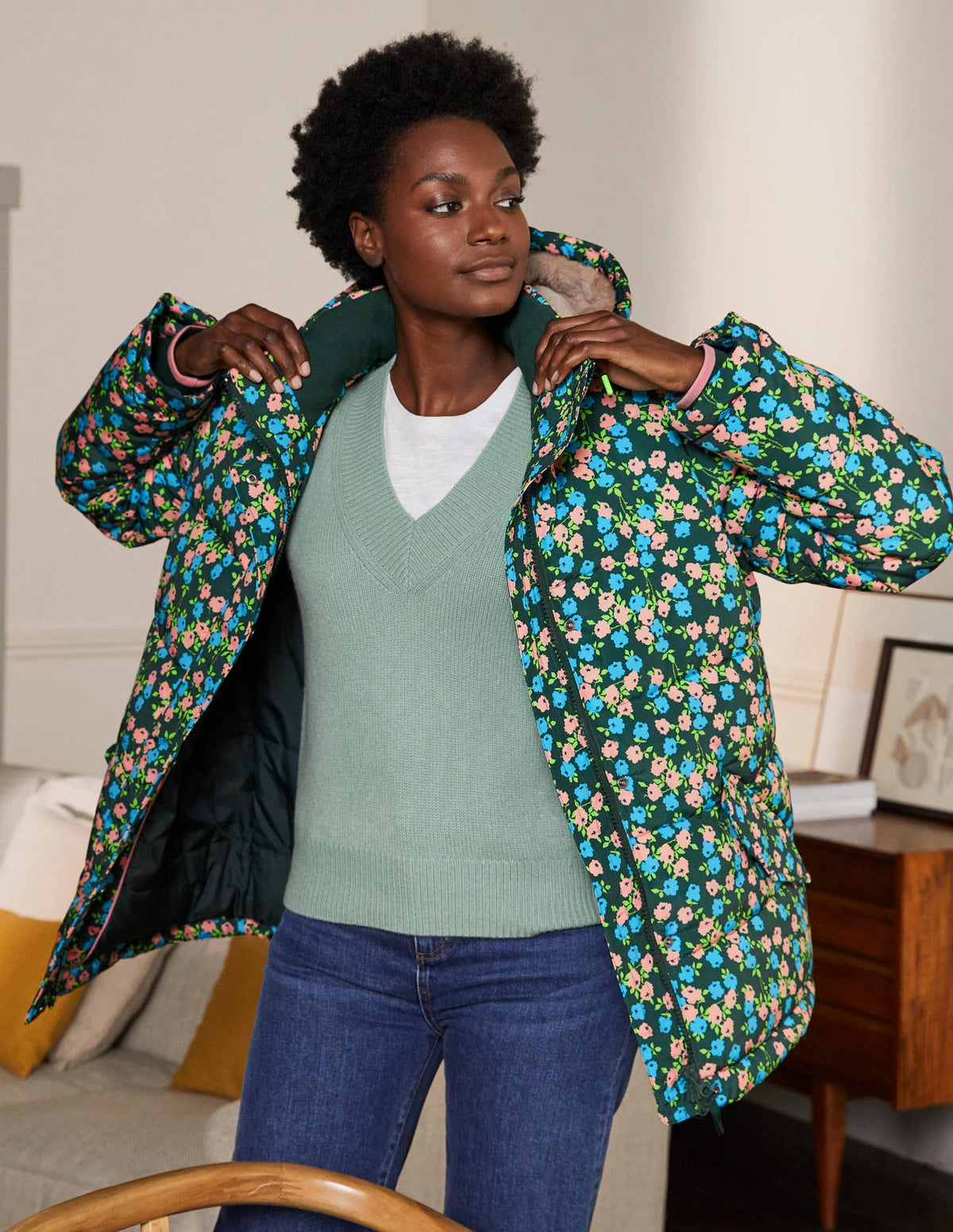 Brecon Puffer Coat-Midnight Garden Abstract Sprig-5