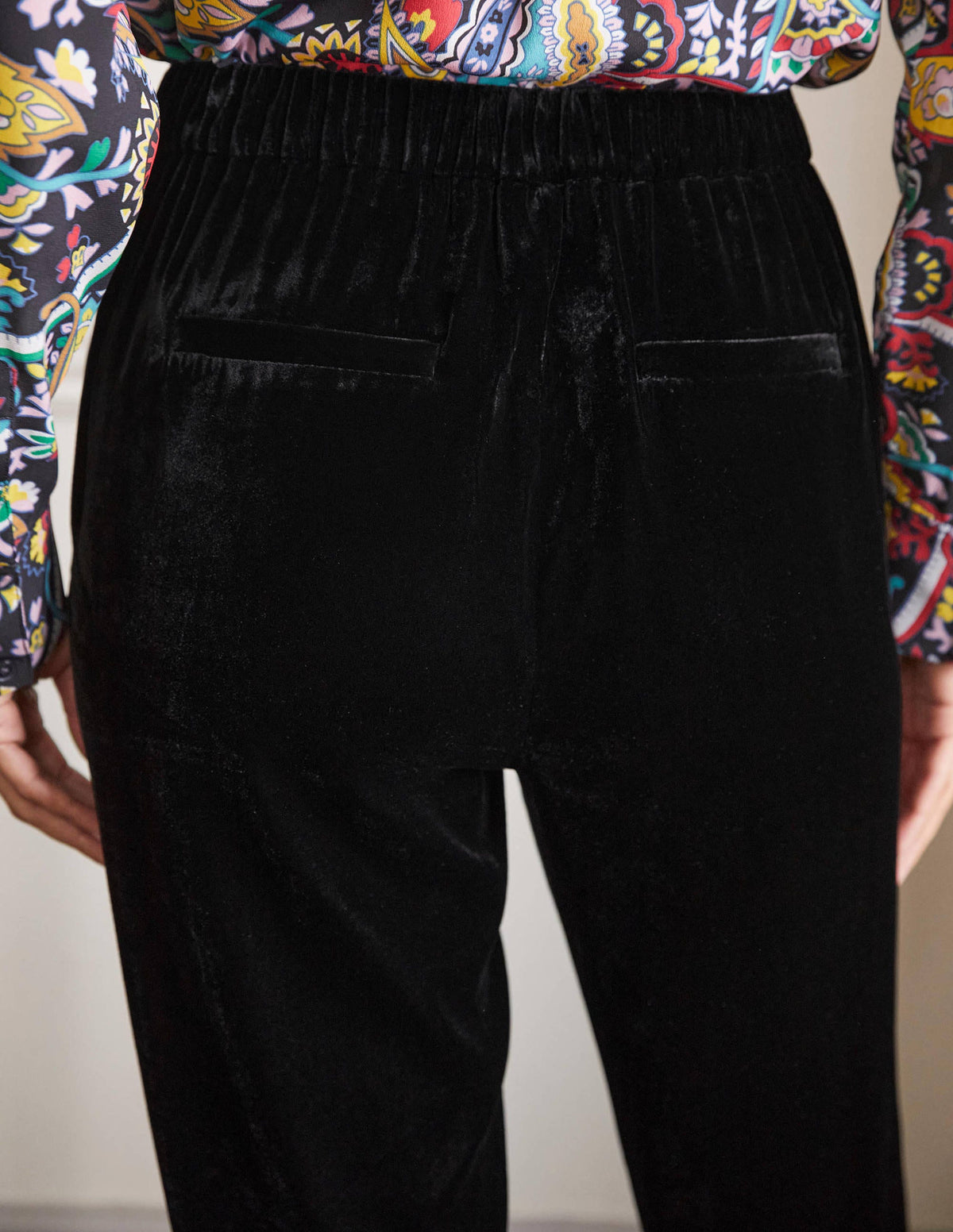 Velvet Pants-Black - Image 2
