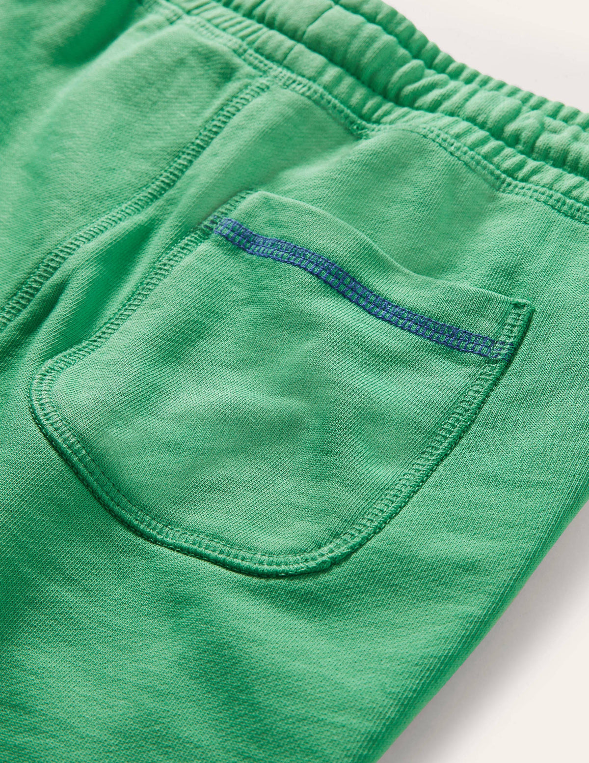 Garment-dyed Sweatshorts-Iguana Green-3