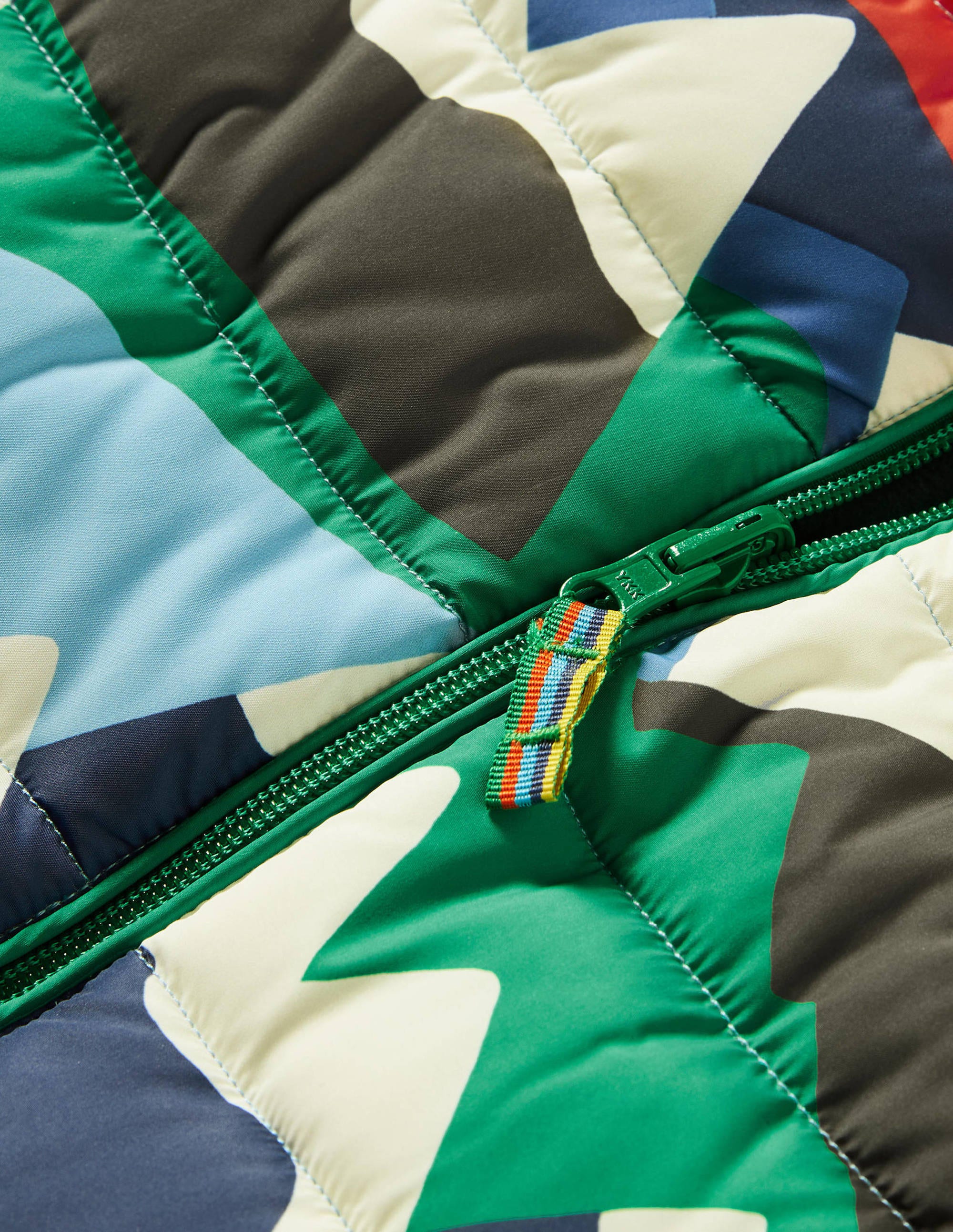 Sherpa Vest-Multi Mountain Camouflage - Image 3