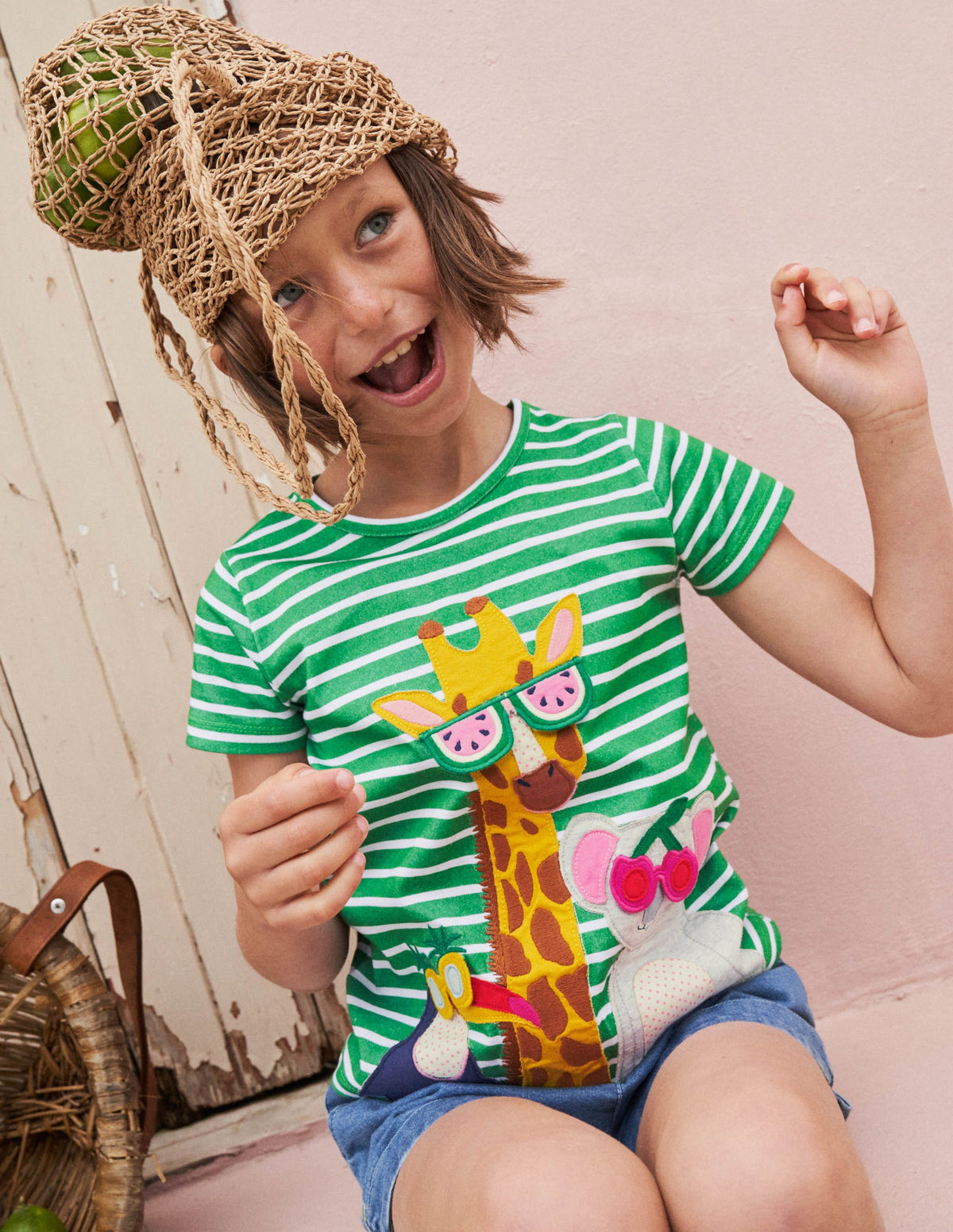 Lift-the-flap T-shirt-Tropical Green/ Ivory Giraffe-4