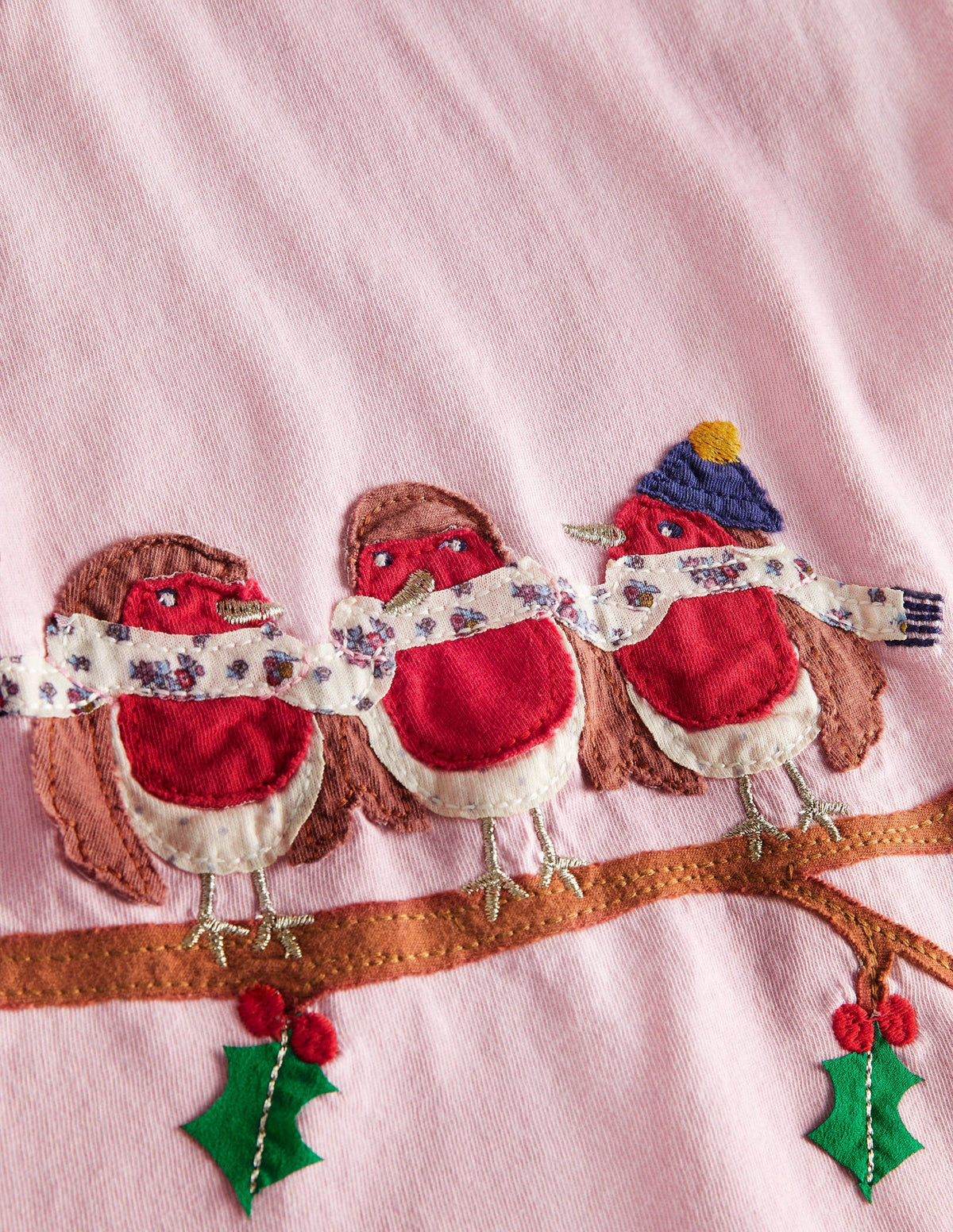 Pretty Appliqué T-Shirt-Cameo Pink Robins - Image 3