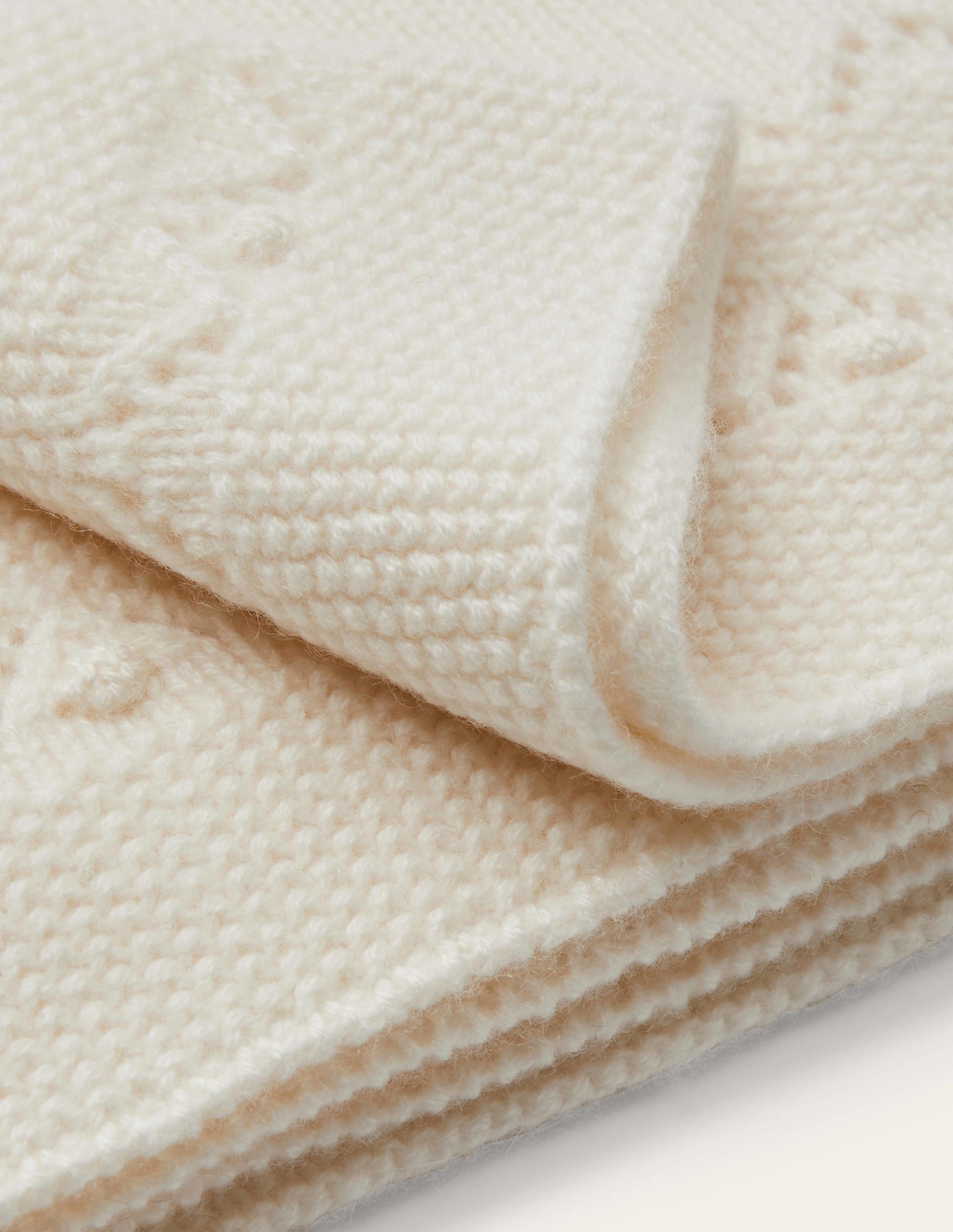 Cosy Cashmere Blanket-Ecru - Image 3