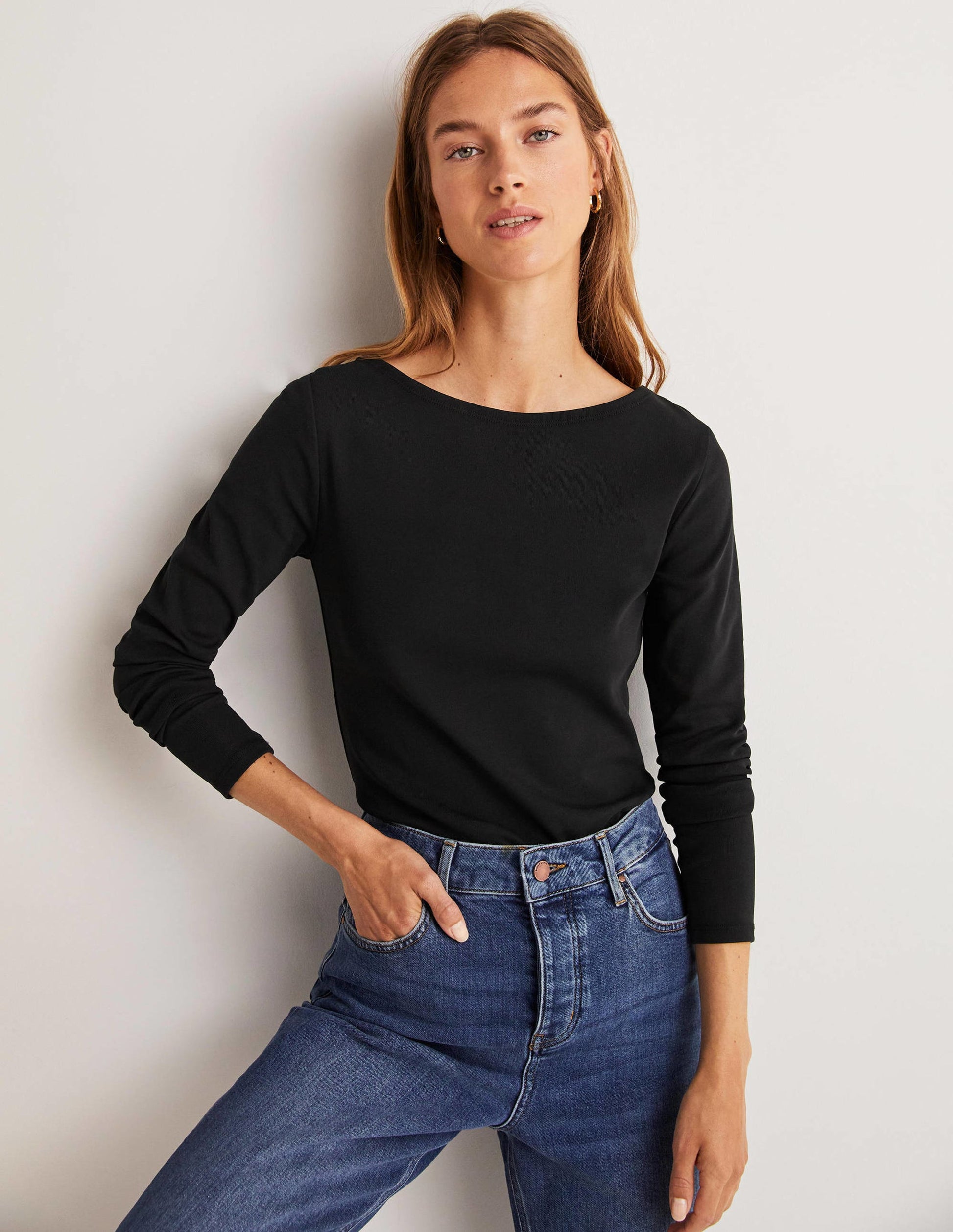 Essential Boatneck Top-Black-5