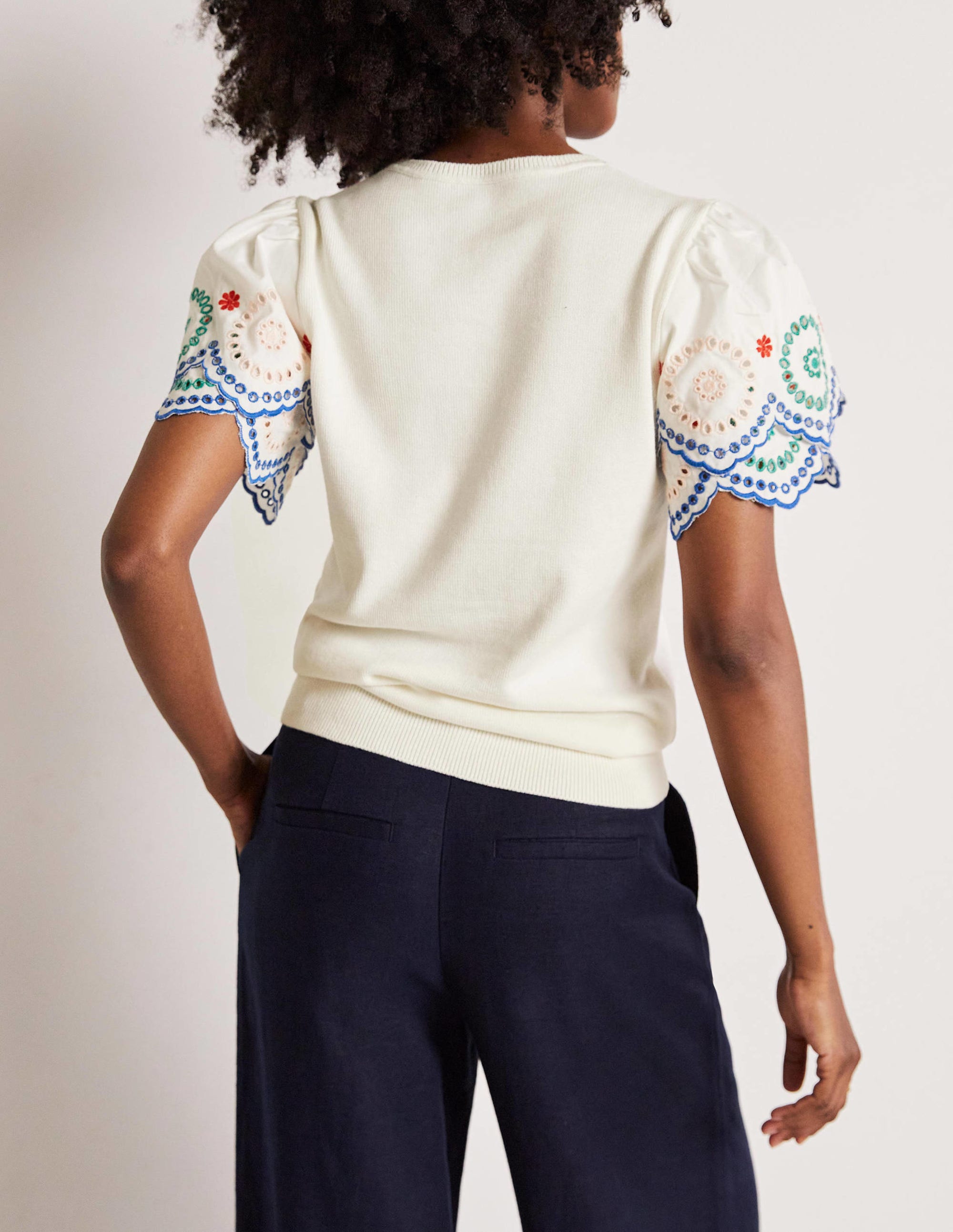 Knitted Sleeve Detail T-shirt-Ivory - Image 3