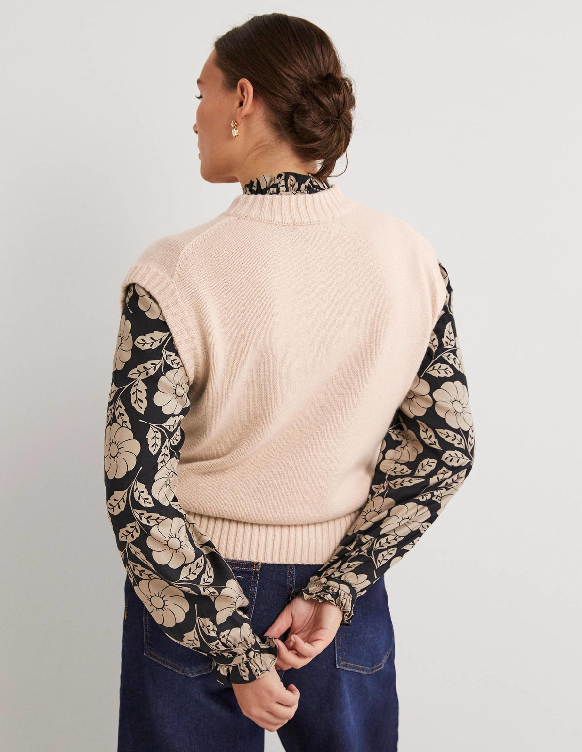 Chunky Cashmere Crew Neck Vest-Rope - Image 3