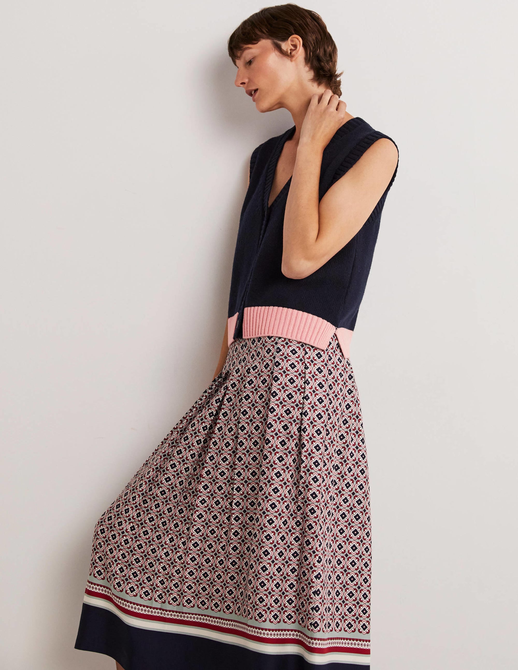 Button Up Knitted Tank Top-Navy, Milkshake - Image 5