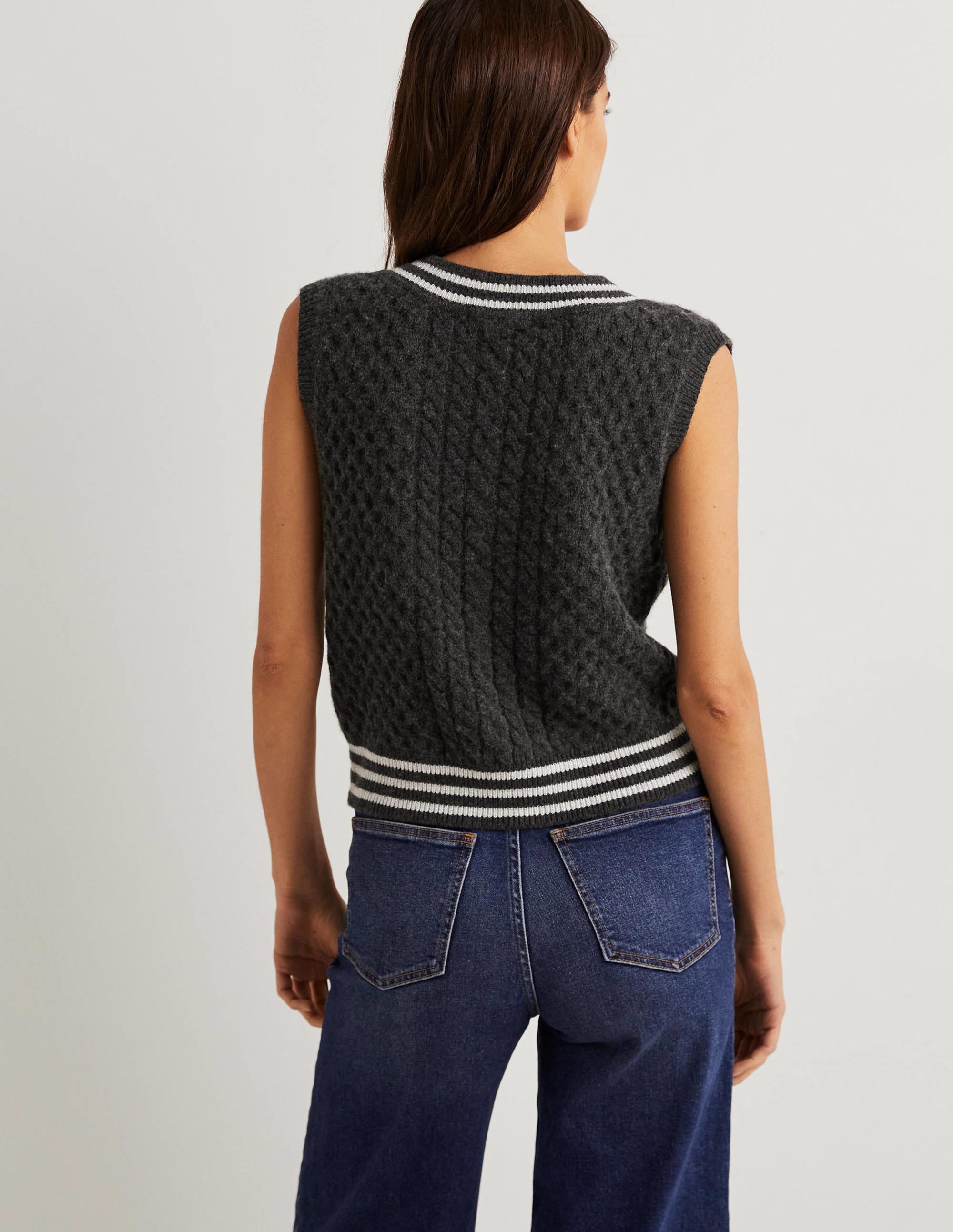 Cable Knit V-neck Sweater Vest-Charcoal Melange - Image 3