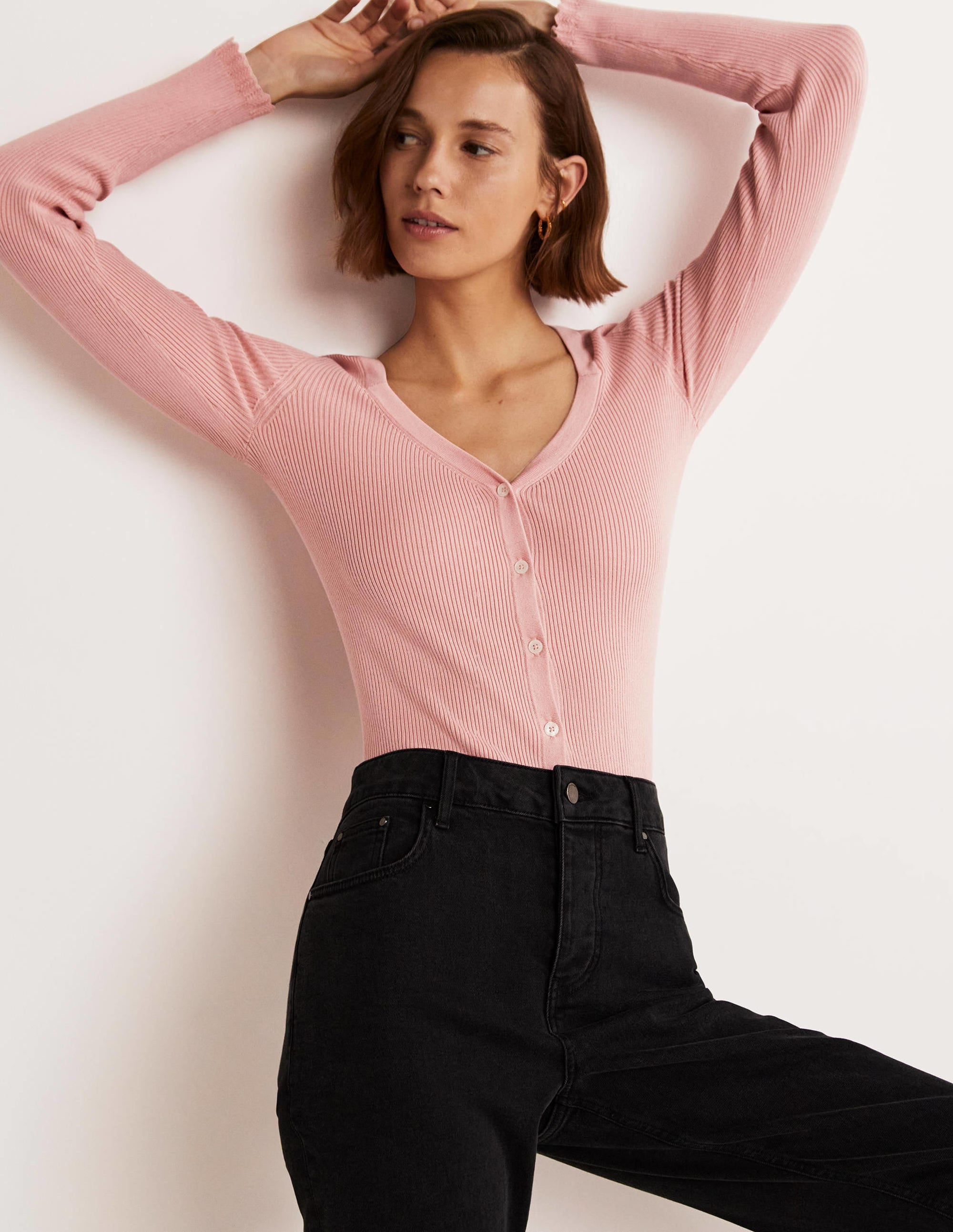 Ribbed Sweetheart Cardigan-Almond Pink - Image 5