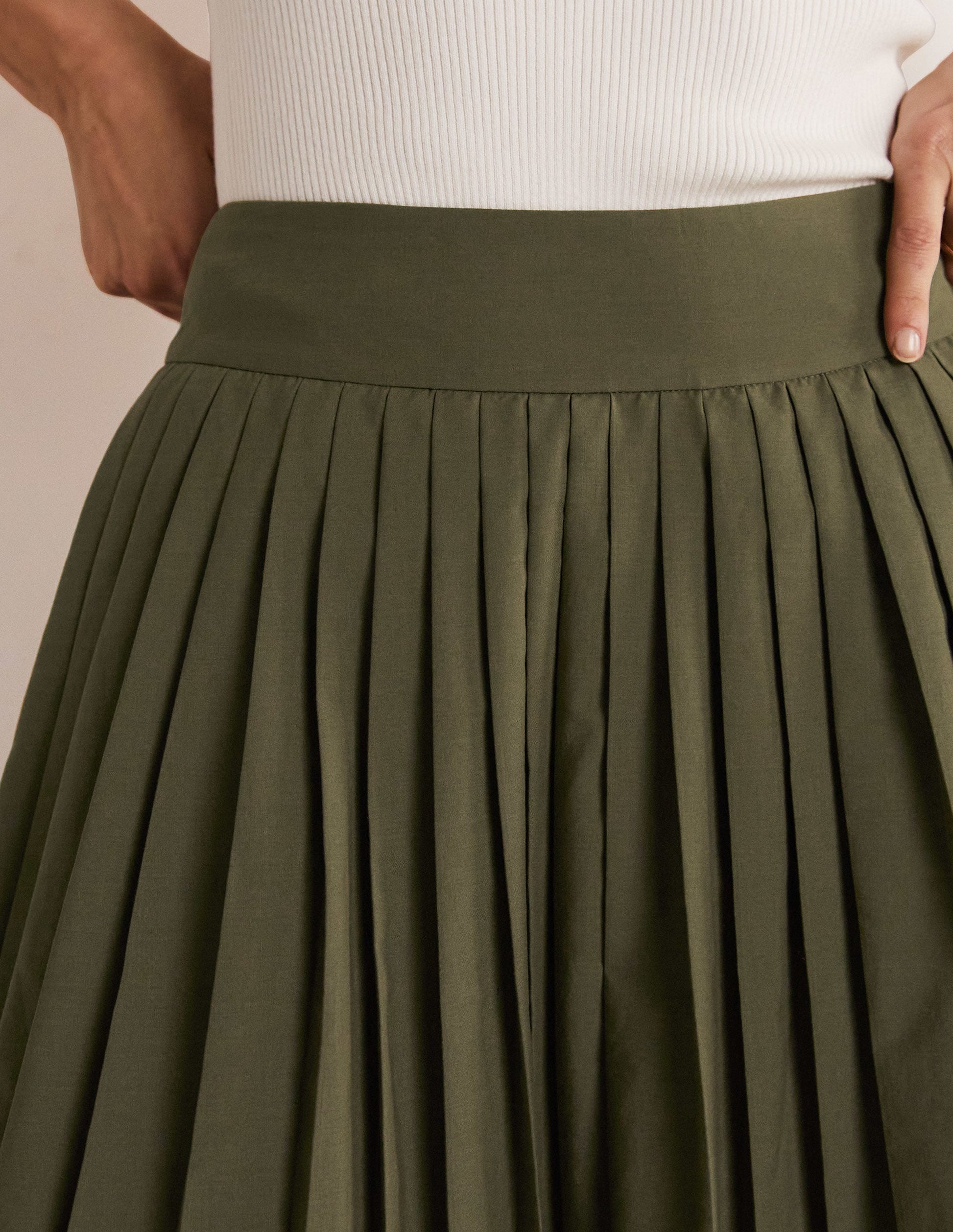 Pleated Cotton Mini Skirt-Oregano Green-2