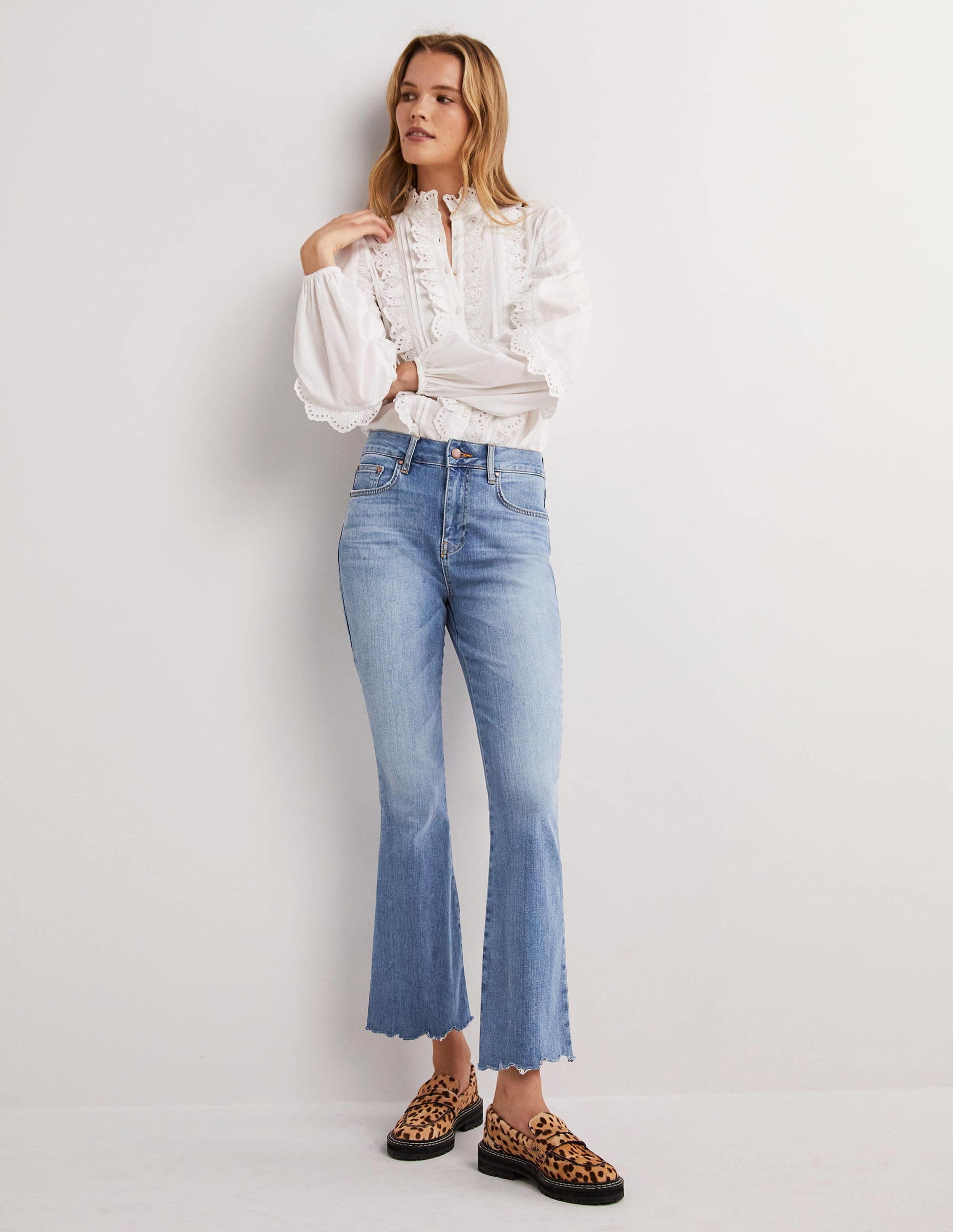 Fitted Cropped Flare Jeans-Light Vintage-1