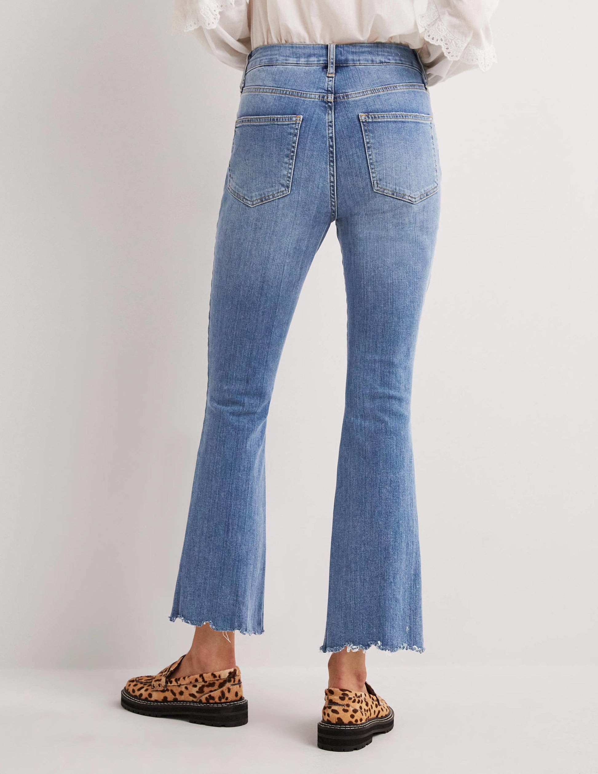 Fitted Cropped Flare Jeans-Light Vintage-3