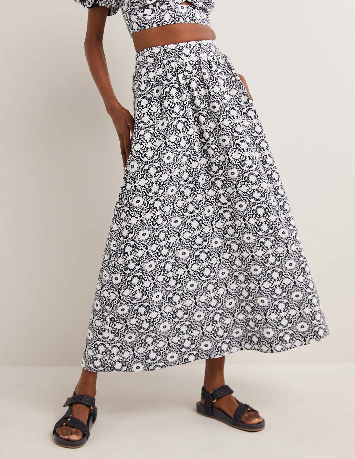 Linen Midi Skirt-French Navy, Bloomsbury Mono-4