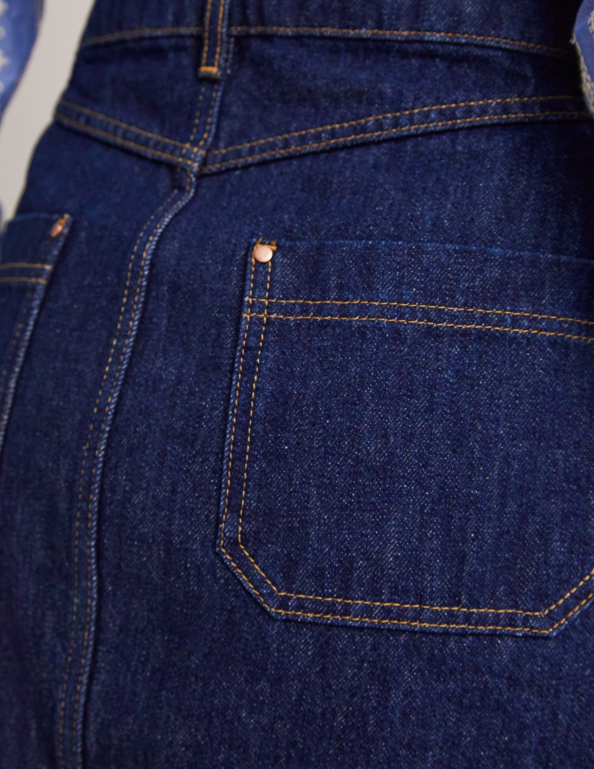 Patch Pocket Denim Mini Skirt-Indigo Denim - Image 2
