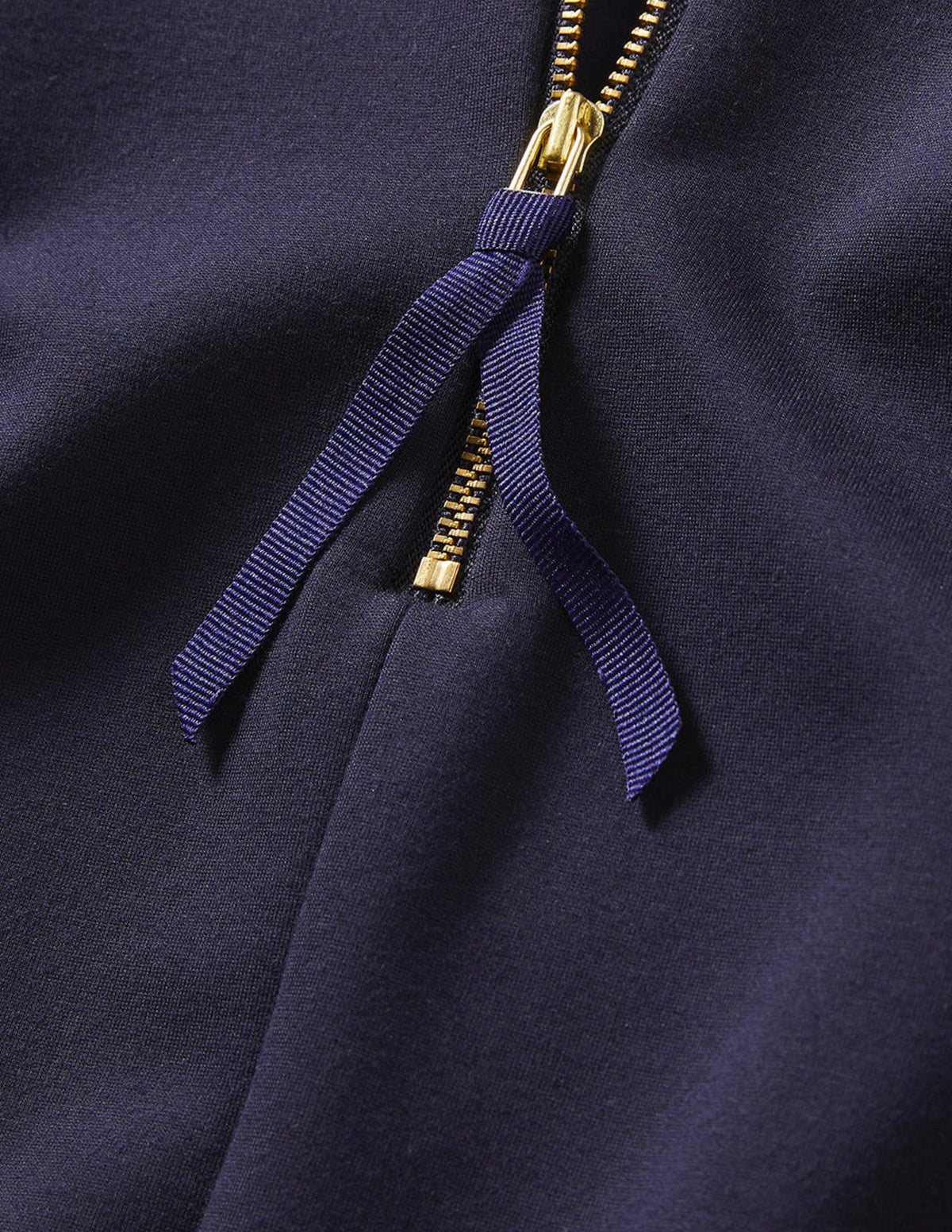 Hampshire Ponte Skirt-Navy - Image 5