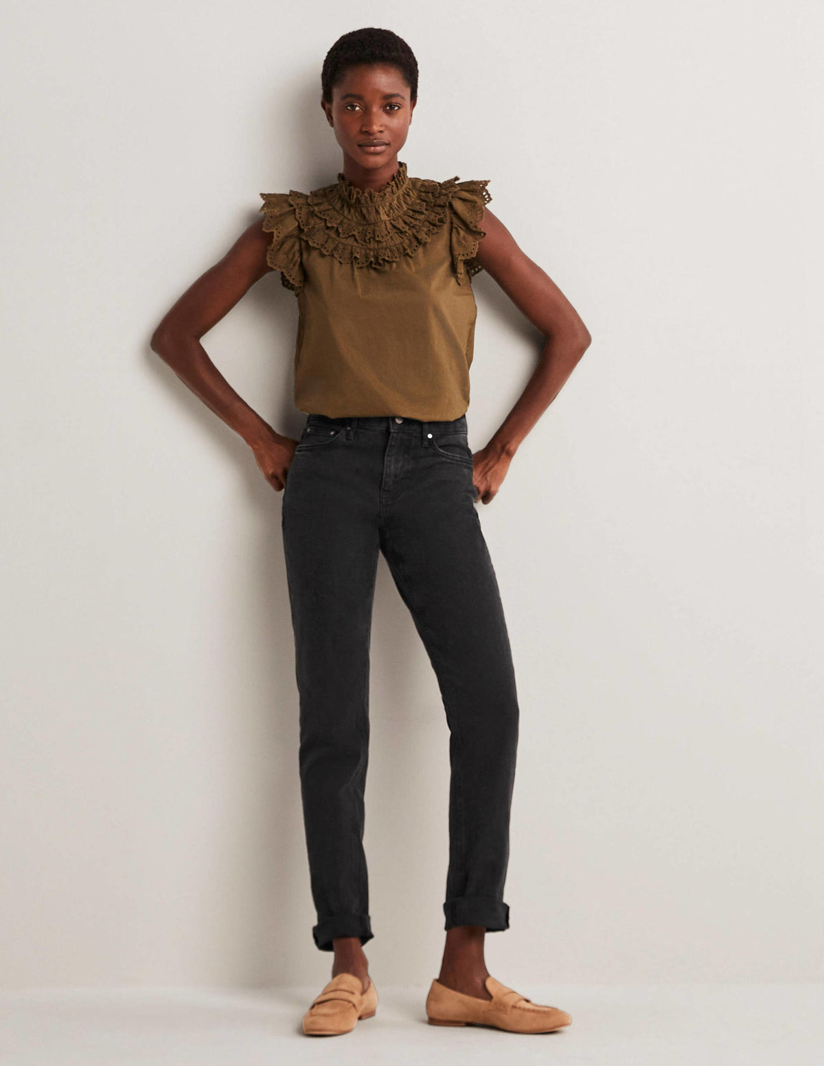 Girlfriend Jeans-Washed Black-1