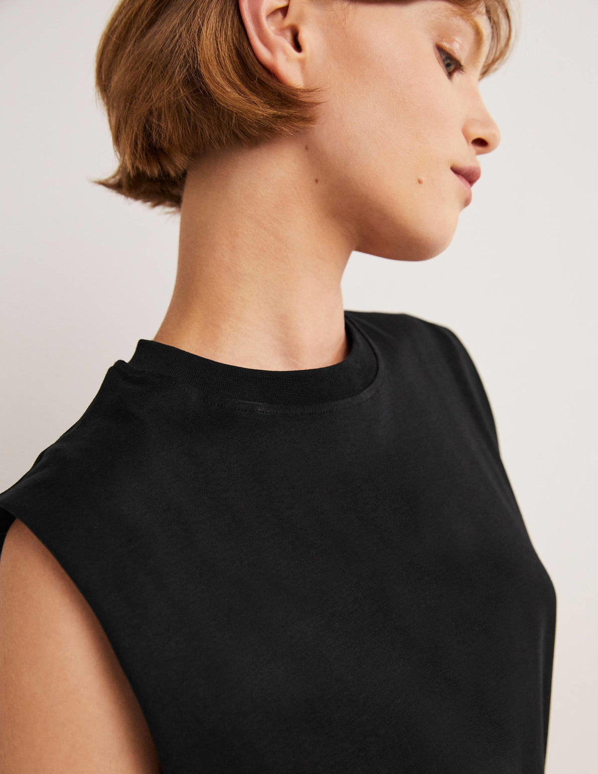 Perfect Cotton Sleeveless Top-Black - Image 2