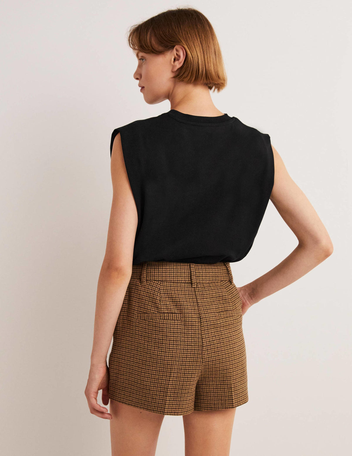 Perfect Cotton Sleeveless Top-Black - Image 3