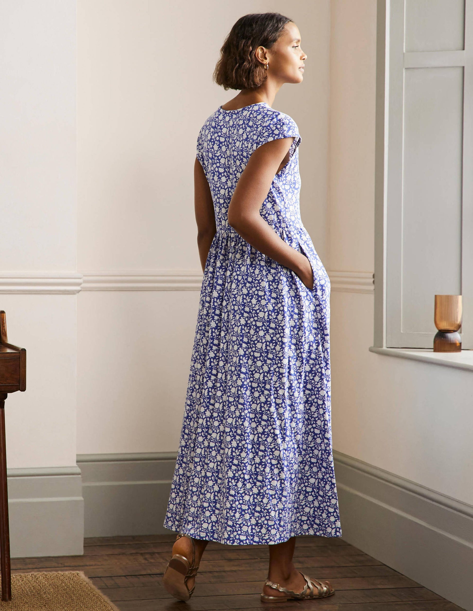 Easy T-Shirt Midi Dress-Bluebell, Botanic Silhouette-3