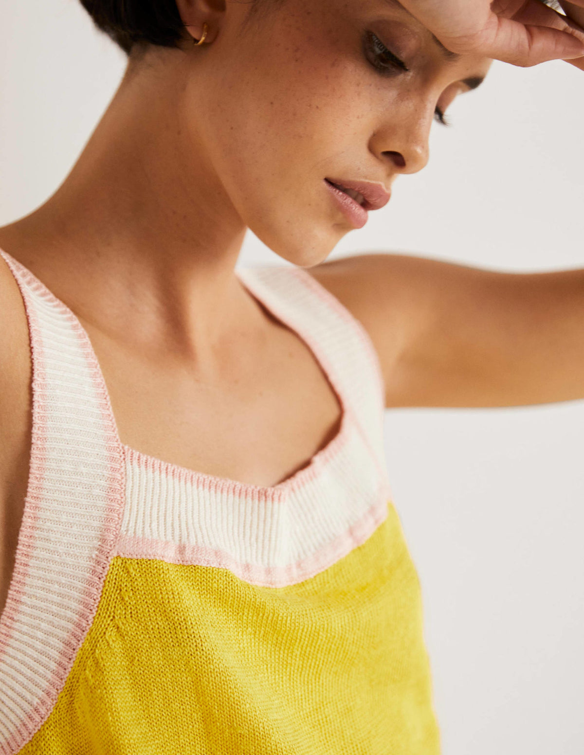 Square Neck Linen Tank-Lemon Fizz - Image 2