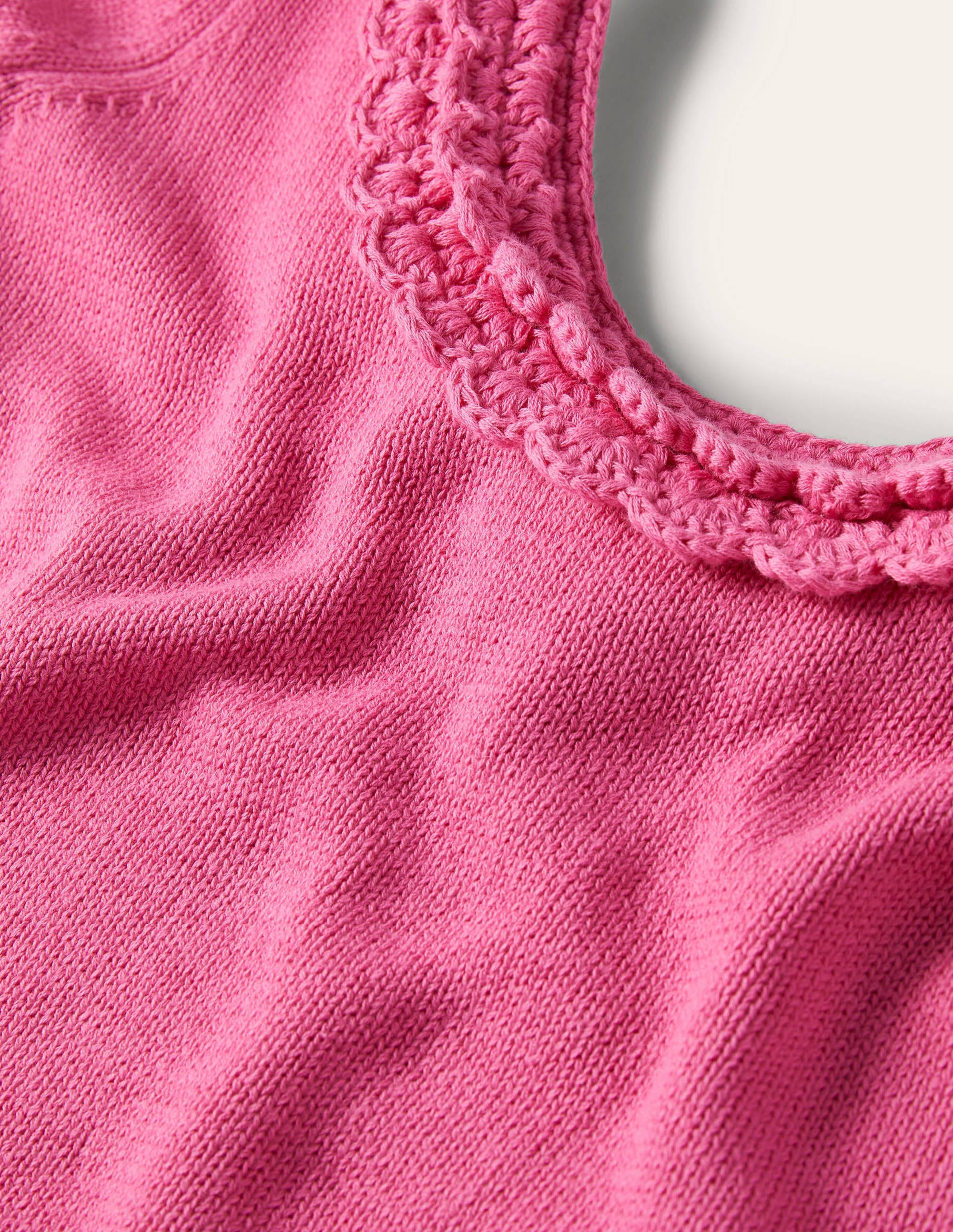 Crochet Scallop Knit T-shirt-Strawberry Daiquiri Pink - Image 5