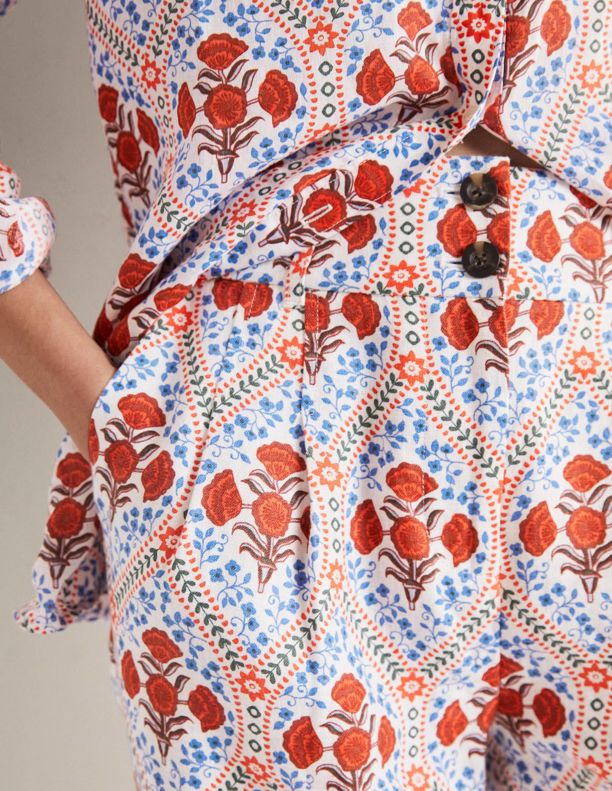 Pleated Turn Up Linen Pants-Ivory, Poppy Bloom - Image 2