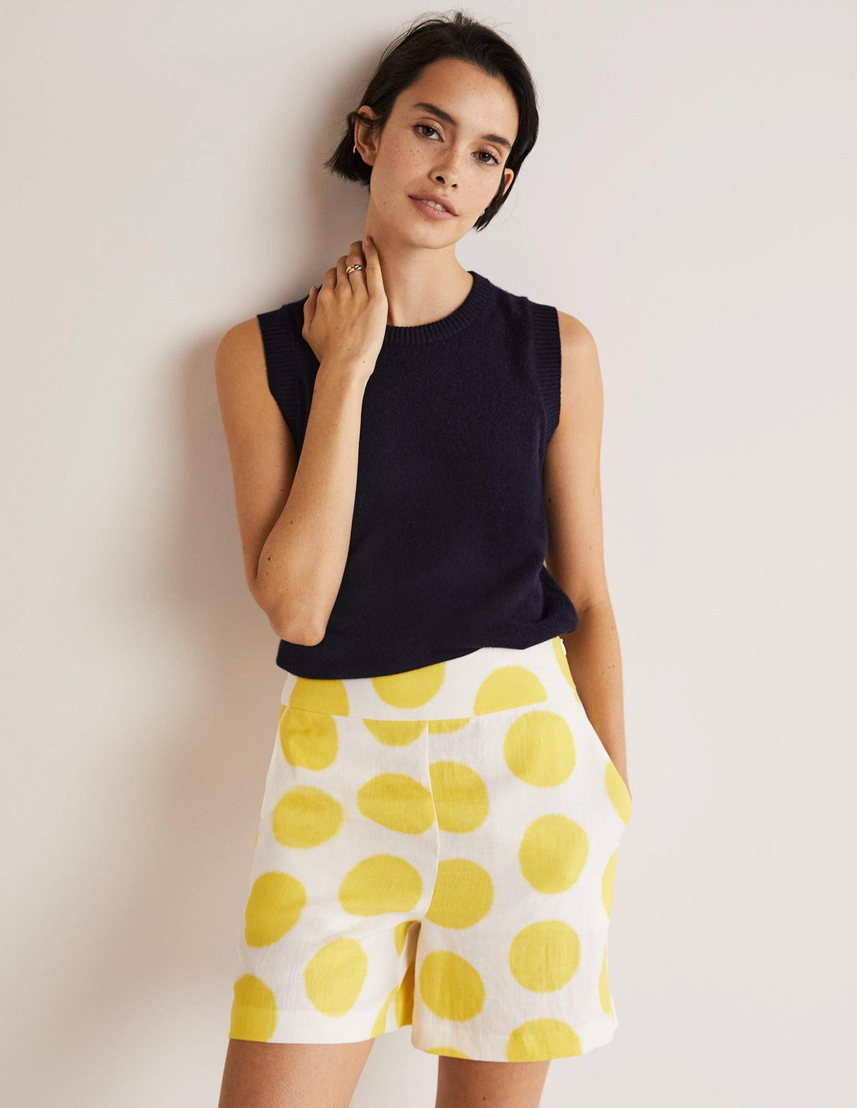 Georgina Linen Shorts-Lemon Fizz, Ikat Spot-7