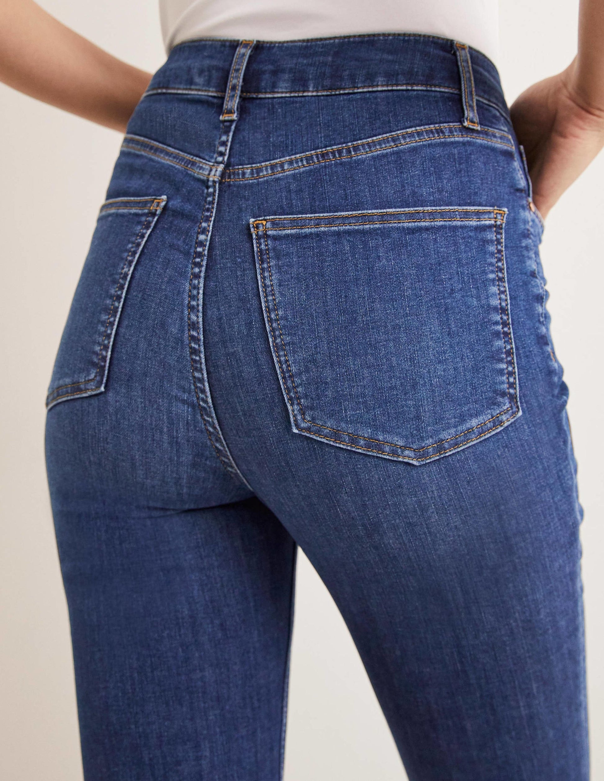 HIGH RISE FITTED FLARE-Mid Vintage-2