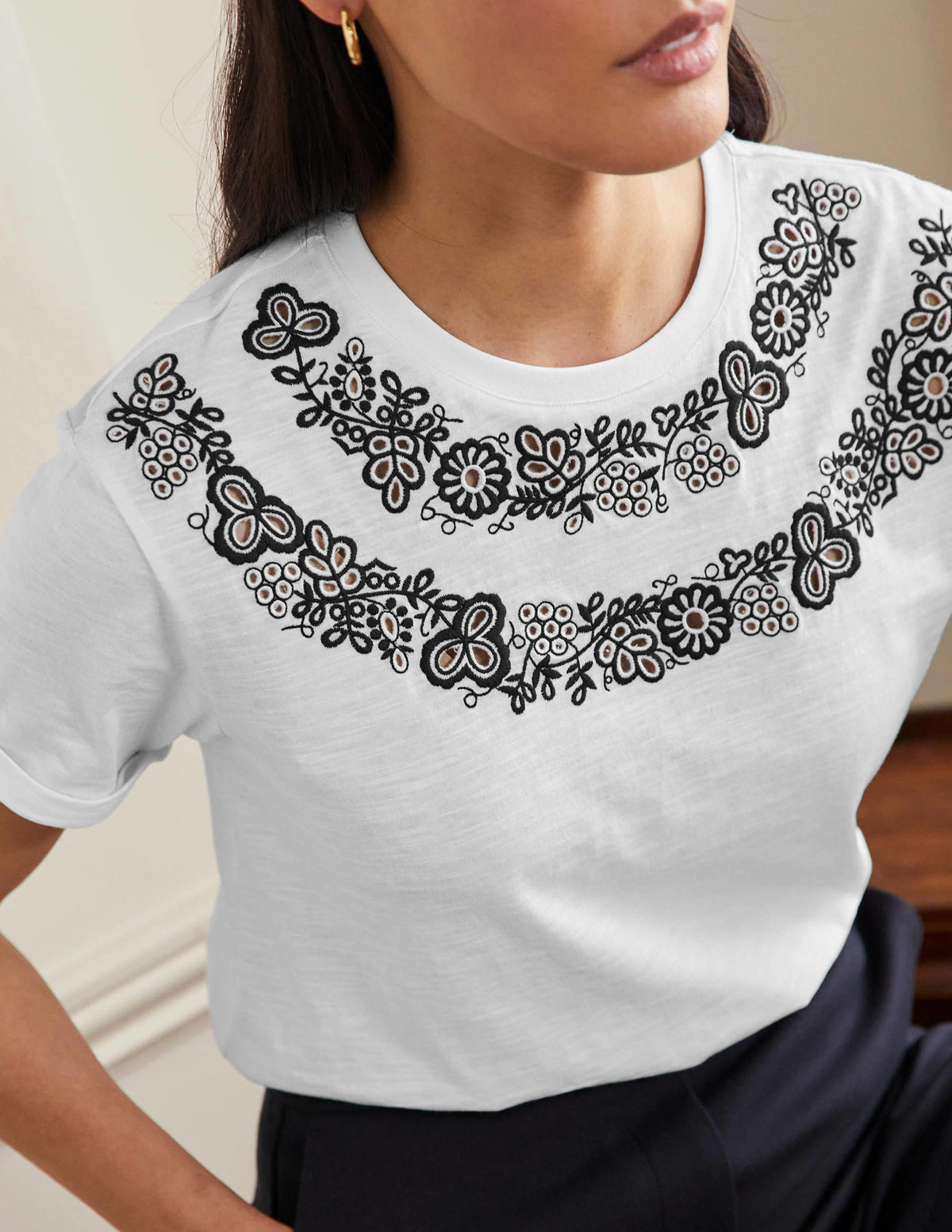 Turn Up Cuff Cotton T-shirt-White, Embroidered - Image 4
