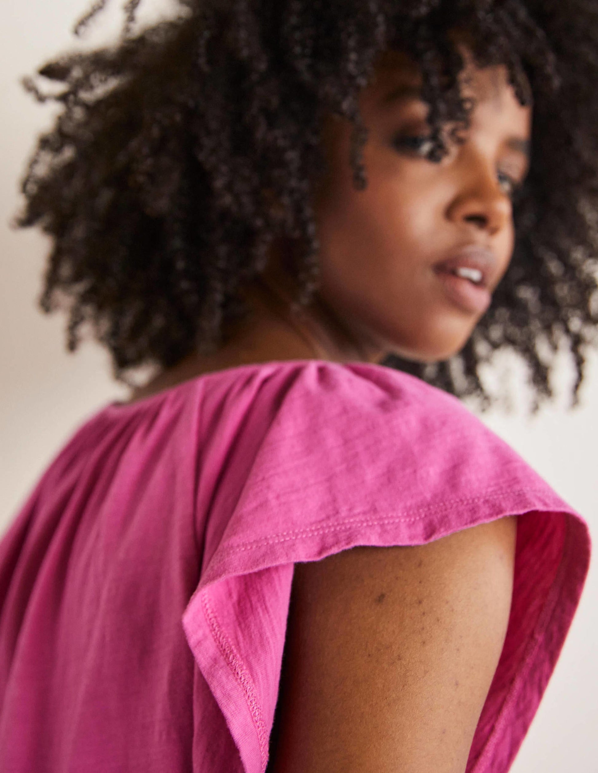 Flutter Sleeve V-neck T-shirt-Cosmos Pink-2