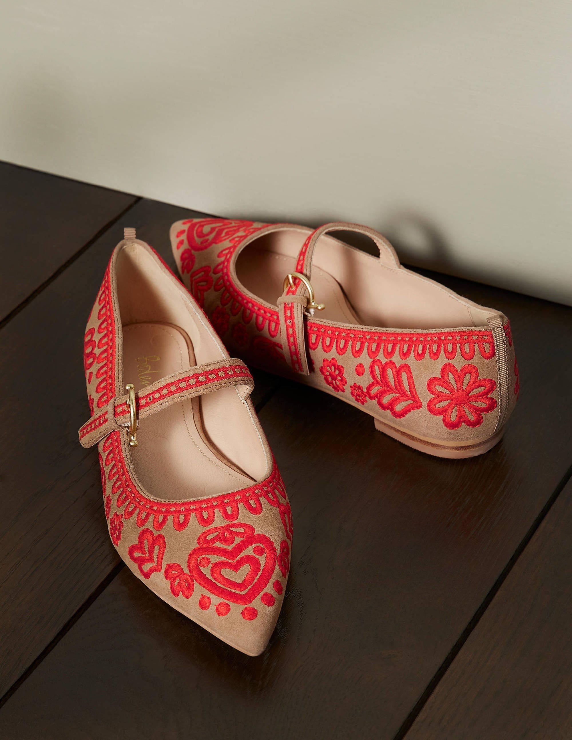 Pointed Toe Mary Jane Shoes-Acorn/Embroidery - Image 1