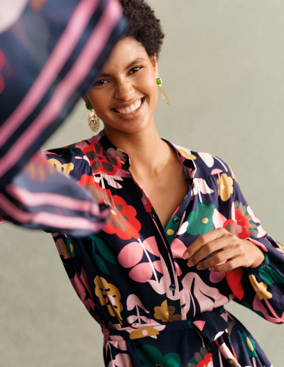 Blouson Sleeve Midi Dress-French Navy, Flora Bloom - Image 7