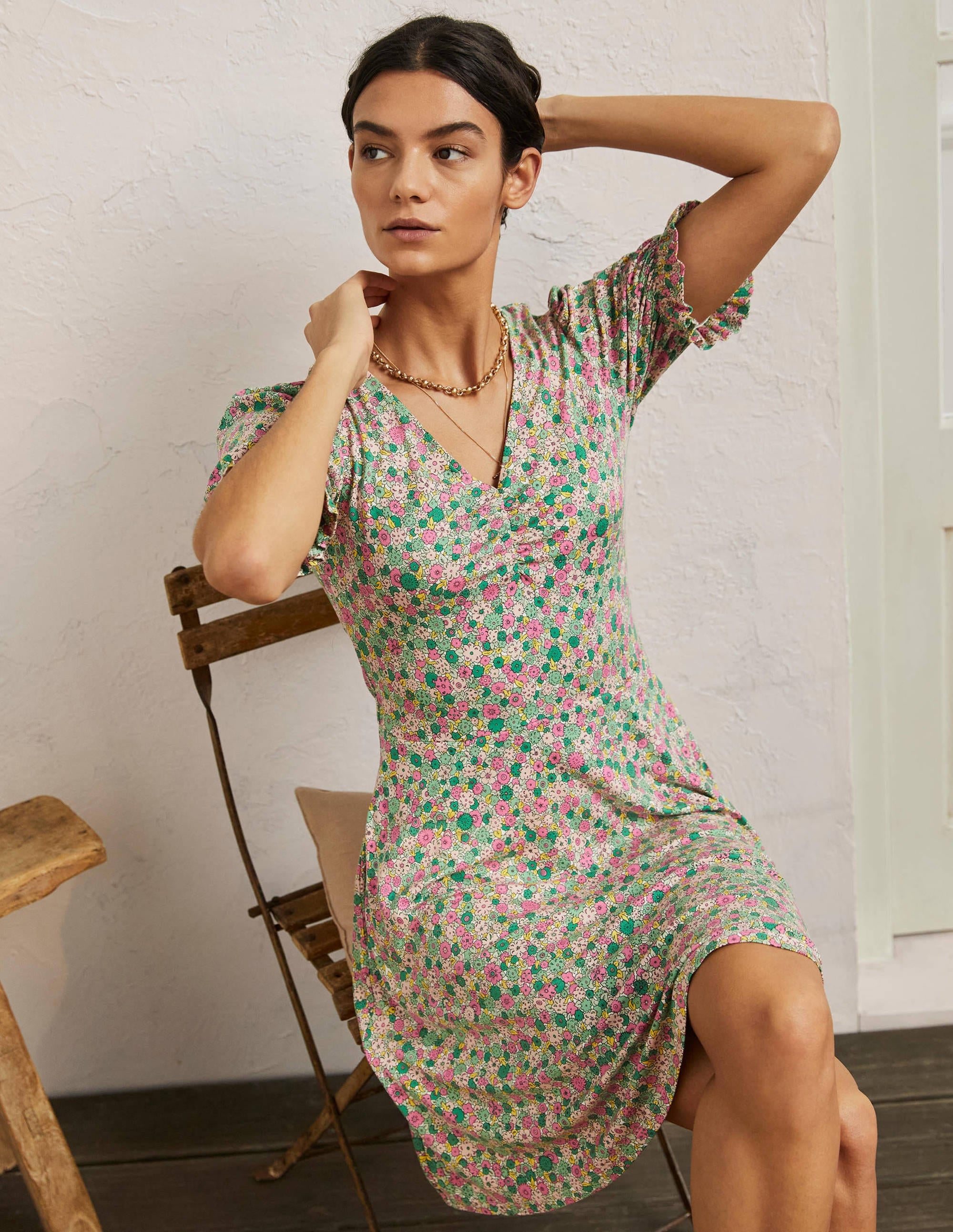 V-Neck Jersey Dress-Highland Green, Floret Cluster - Image 4