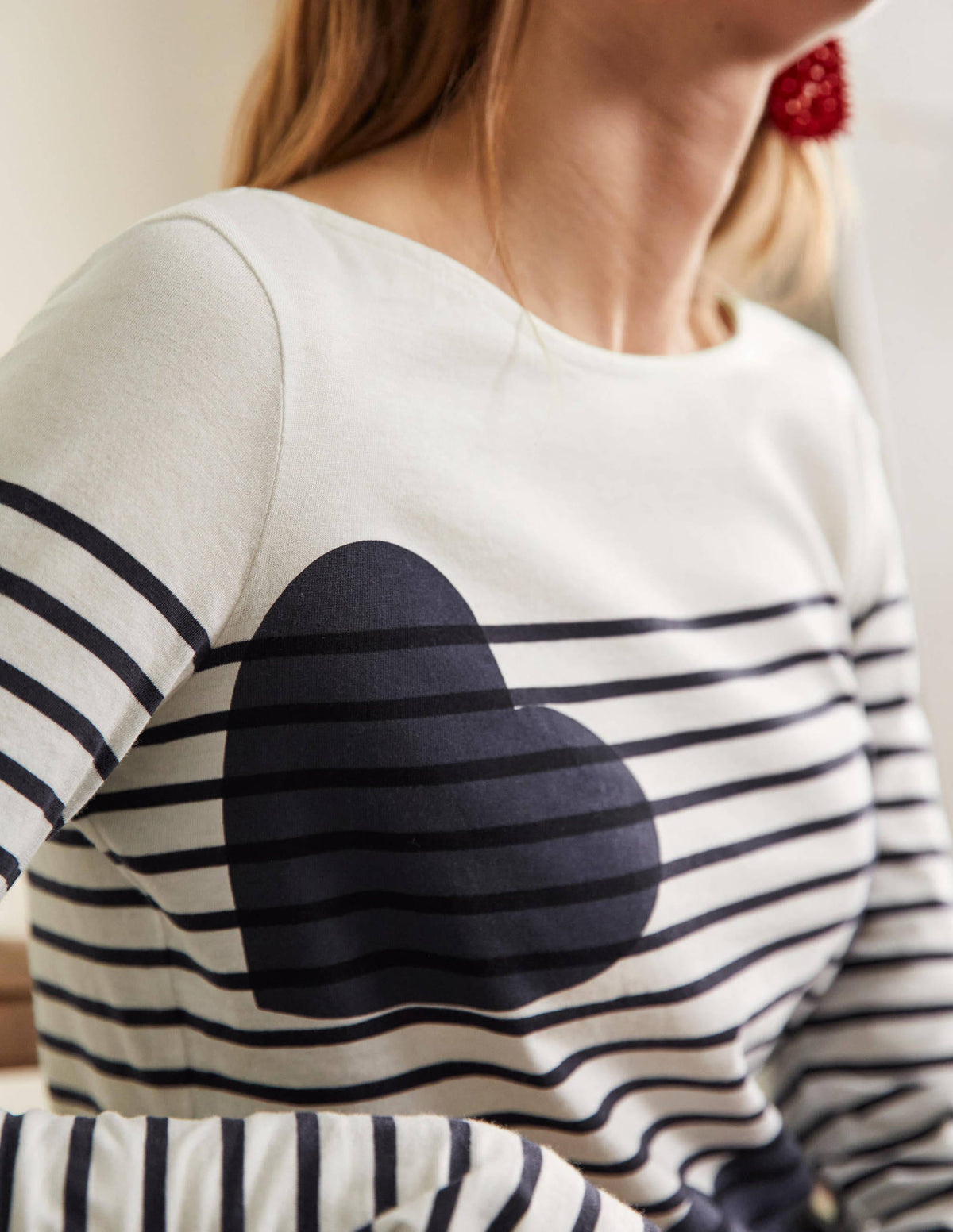 Long Sleeve Breton Top-Navy Scattered Heart Stripe-2