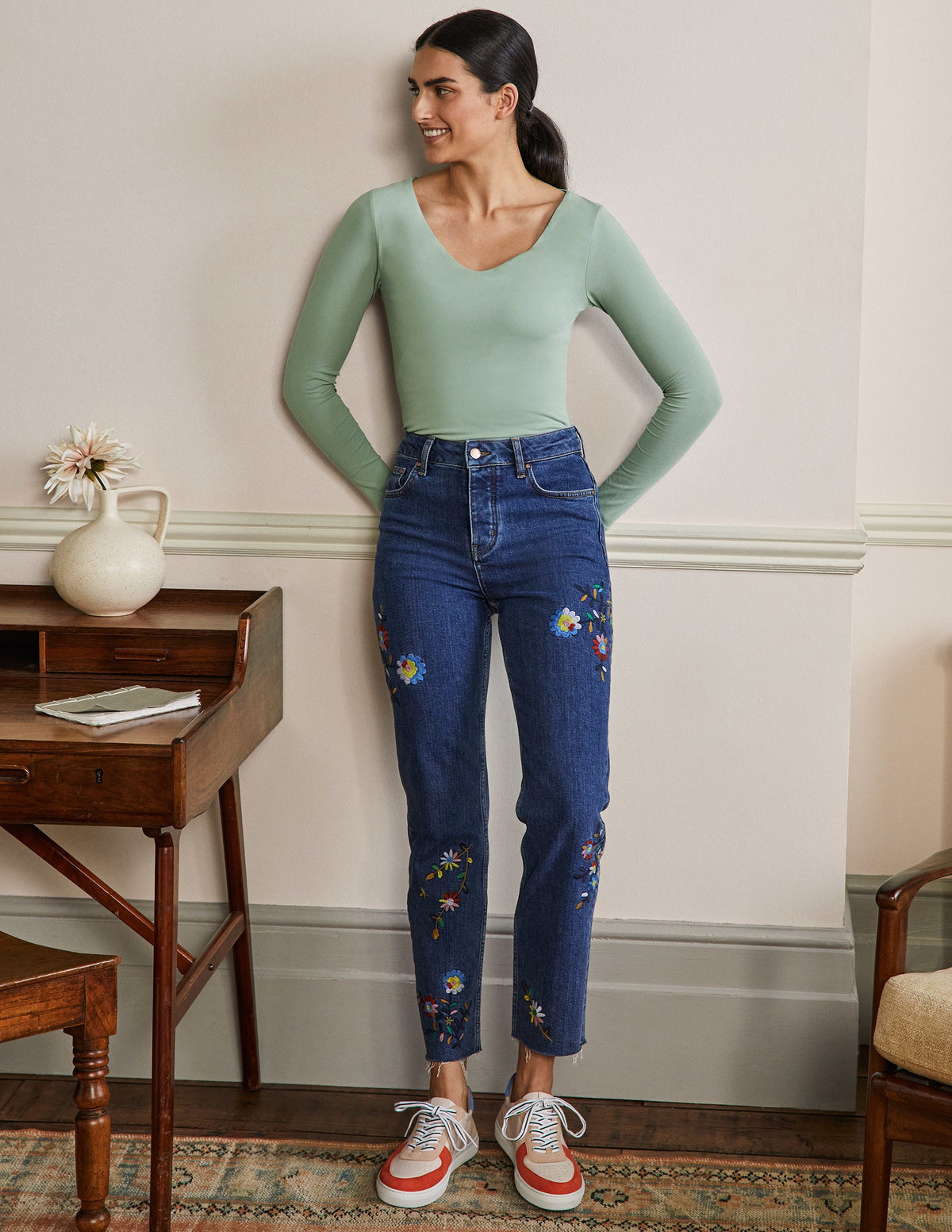 Double Layer V-neck Top-Iceberg Green-4