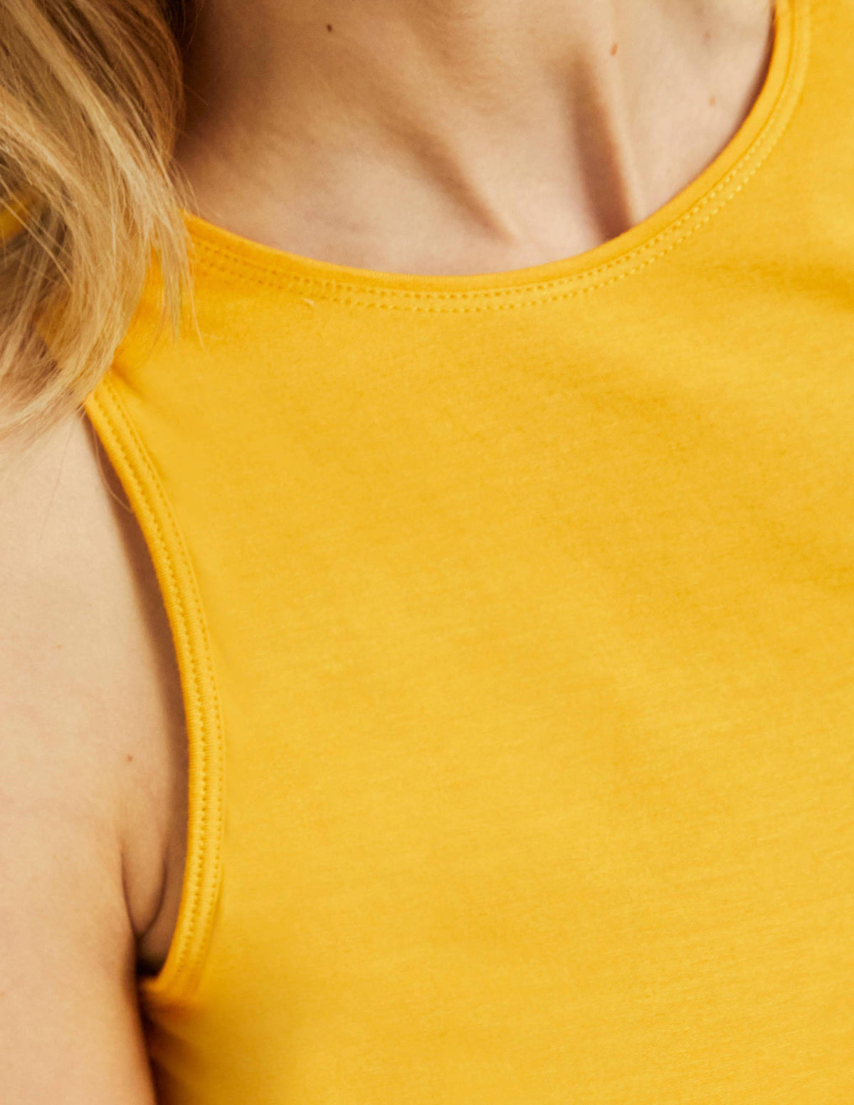 Supersoft Vest-Honeycomb - Image 2