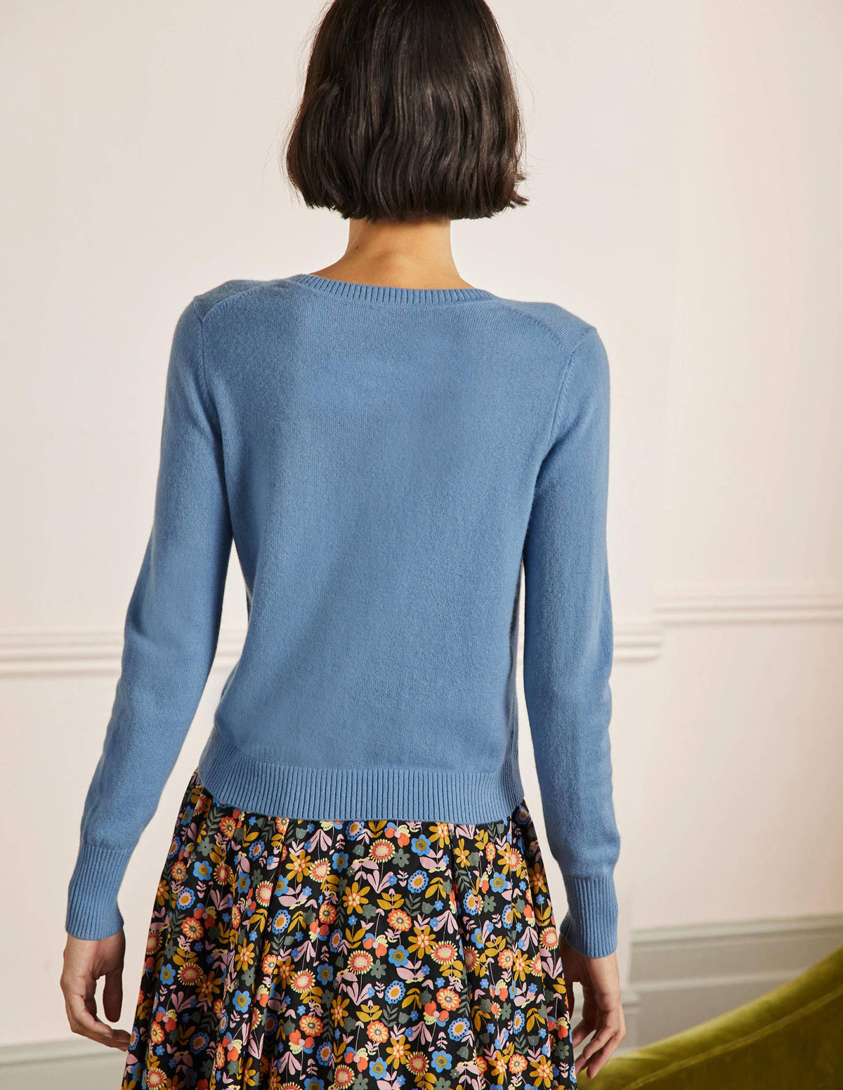 Cashmere Cropped Cardigan-Riviera Blue - Image 3