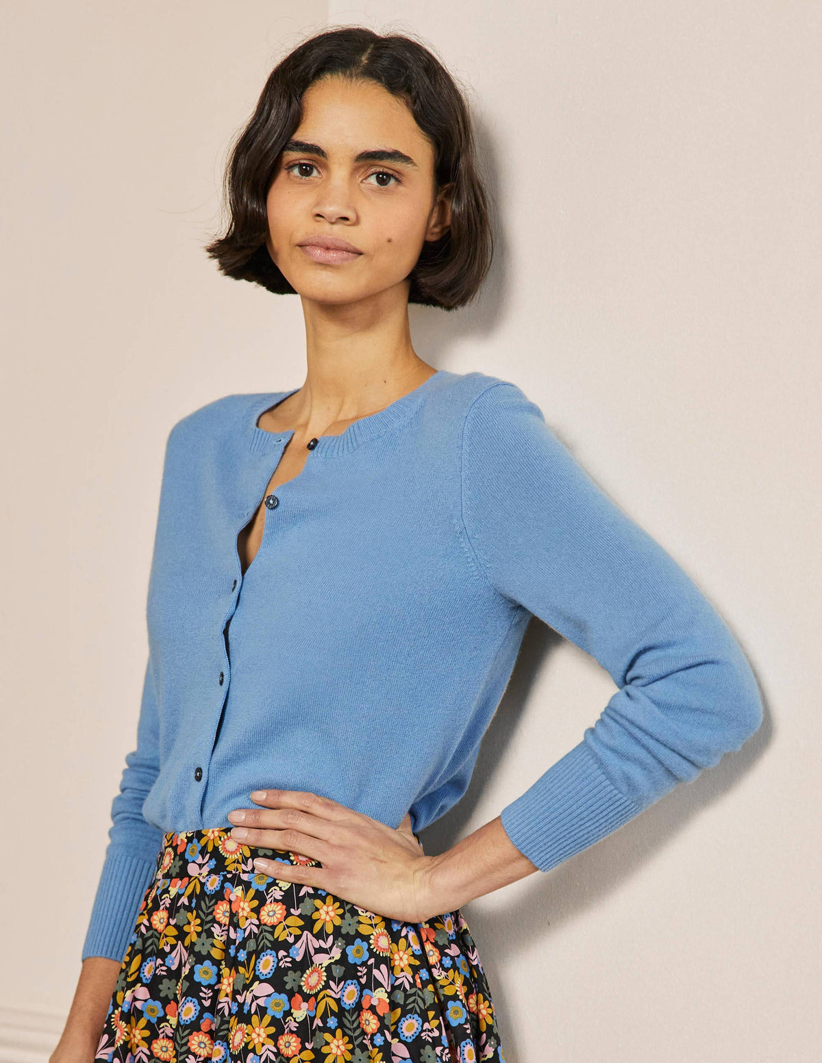 Cashmere Cropped Cardigan-Riviera Blue - Image 5