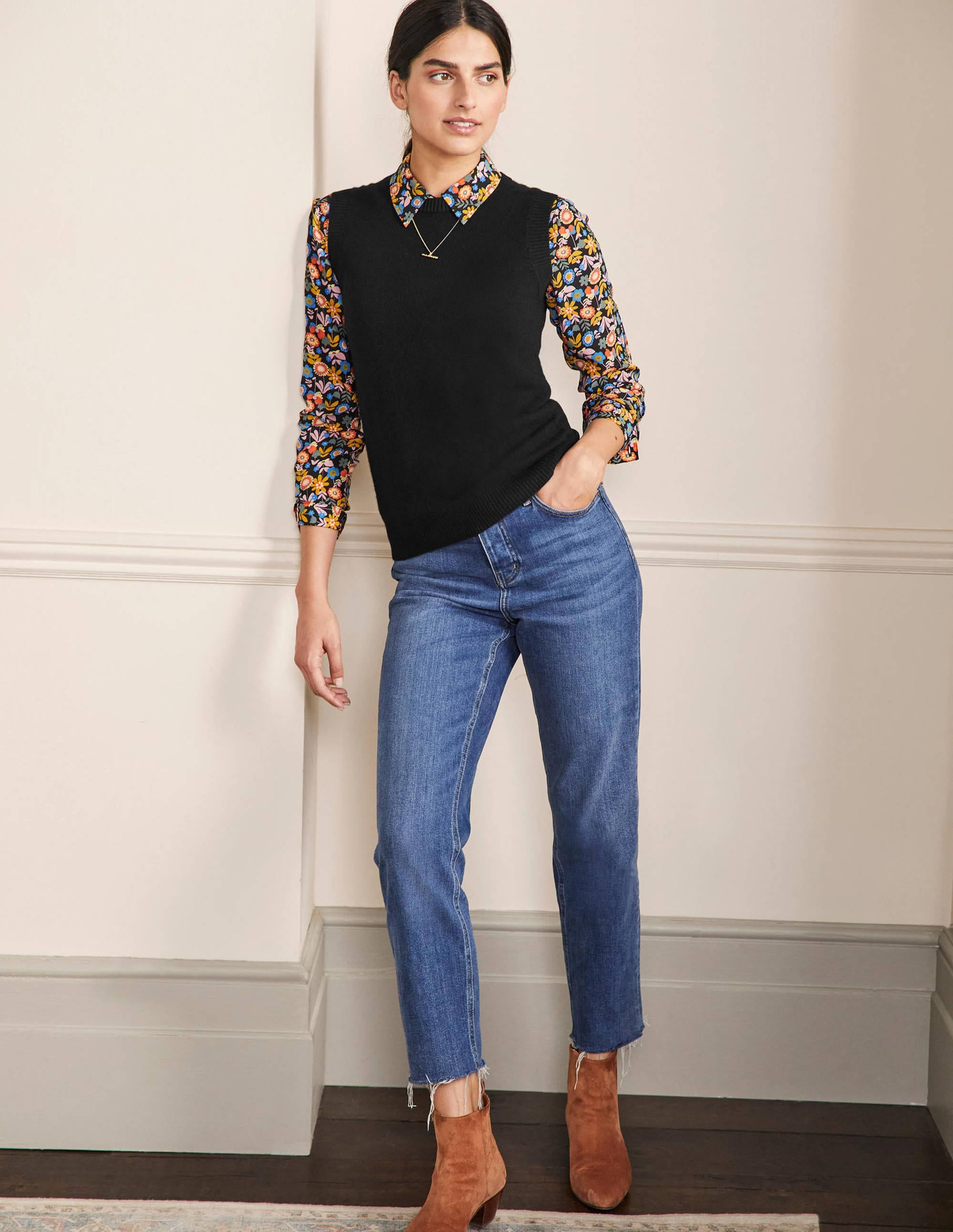 Cashmere Knitted Sweater Vest-Black - Image 4