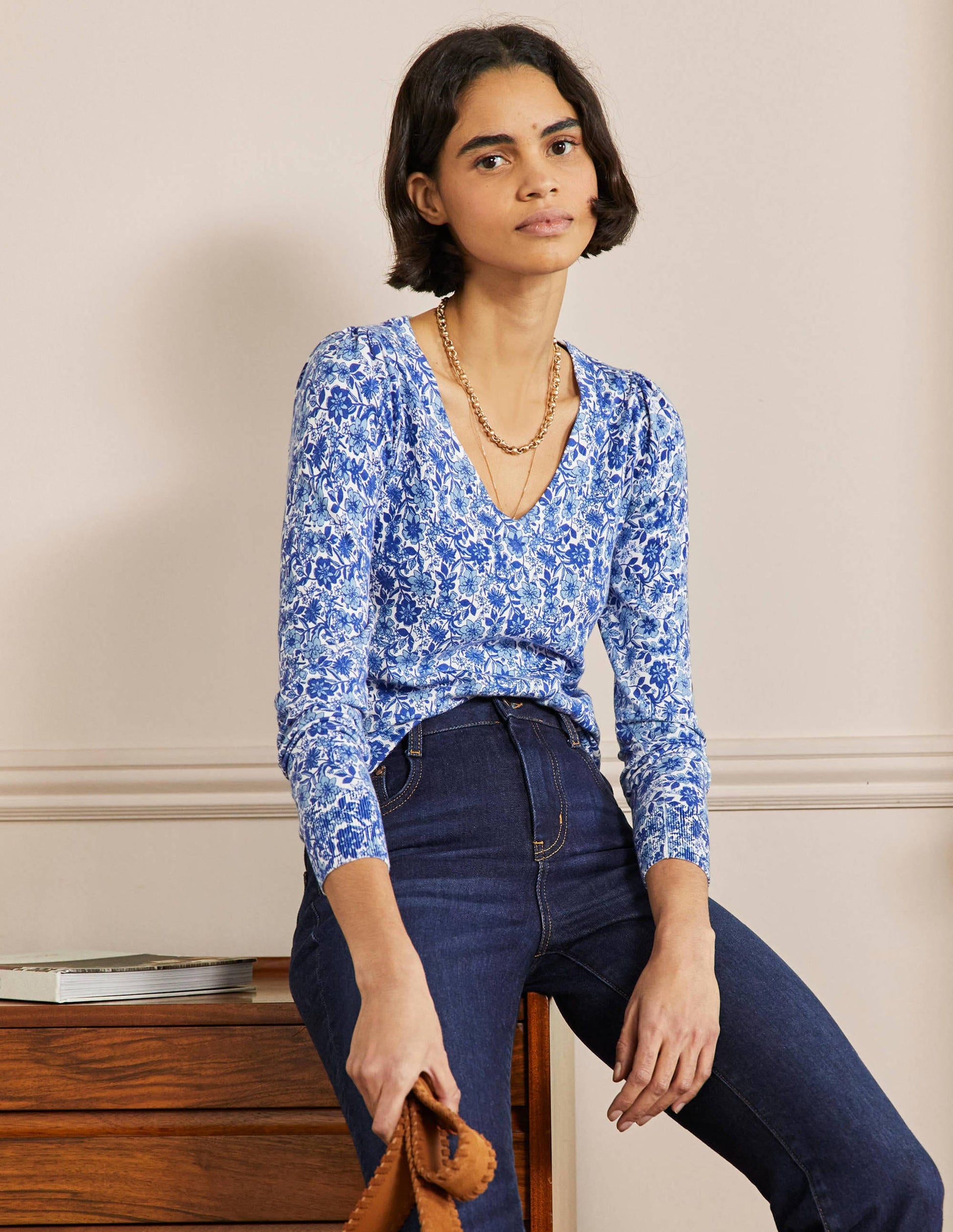 Cotton V-Neck Sweater-Dawn Sky, Floret Bloom-4