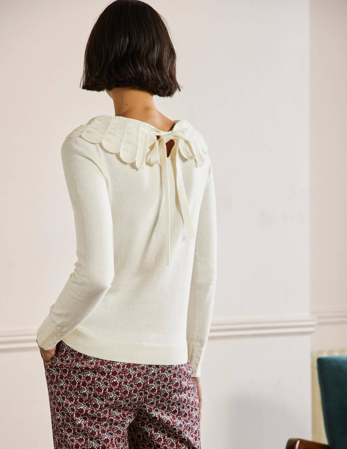 Tie Back Collar Sweater-Ivory - Image 3