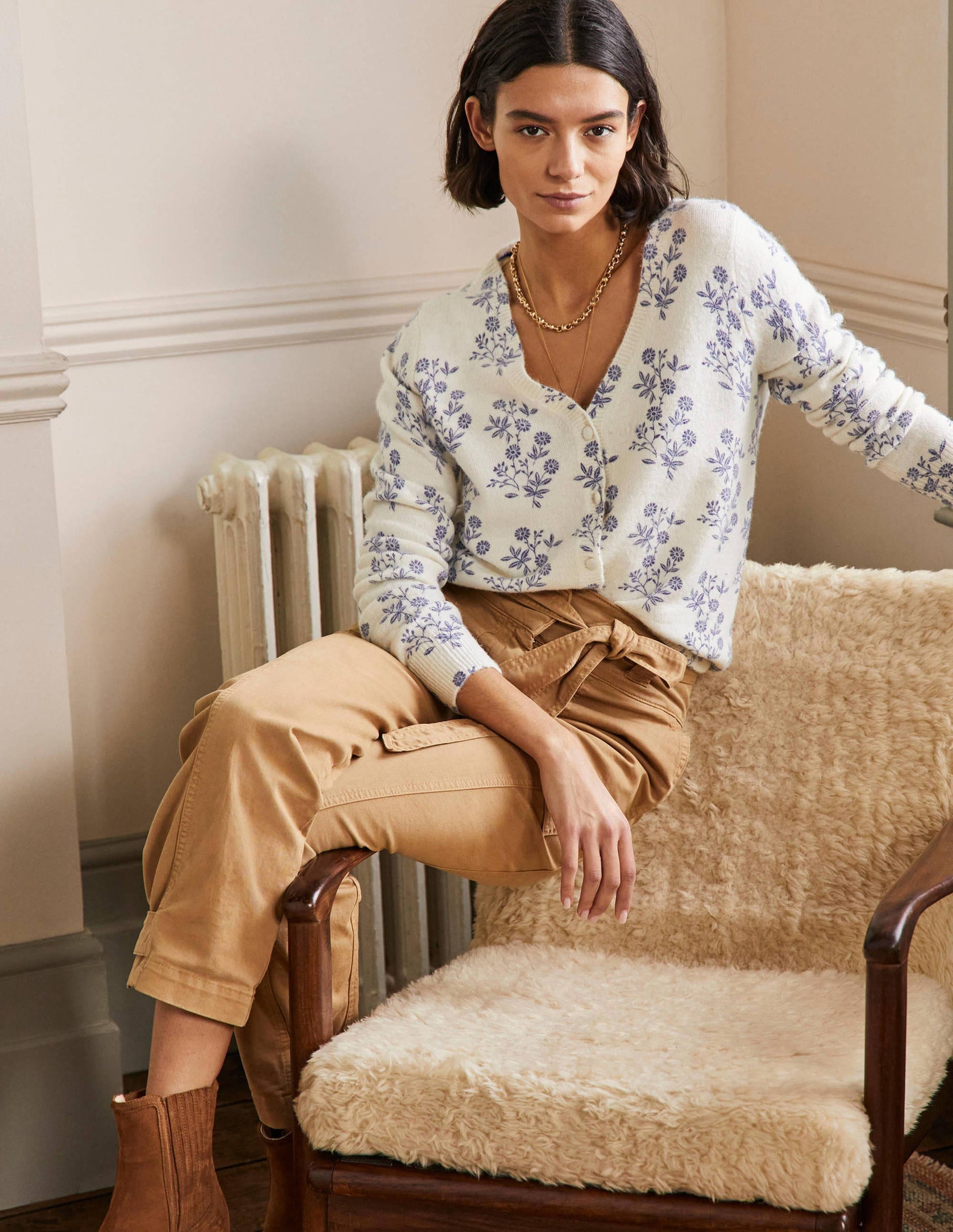 Anita Printed Fluffy Cardigan-Ivory, Leafy Cluster-4