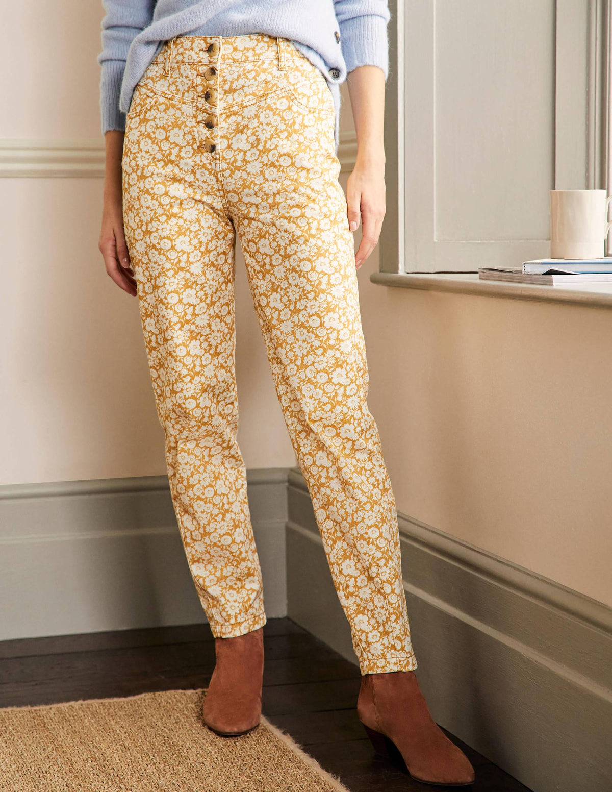 Tapered Chino Pants-Brioche, Elegant Bloom-4