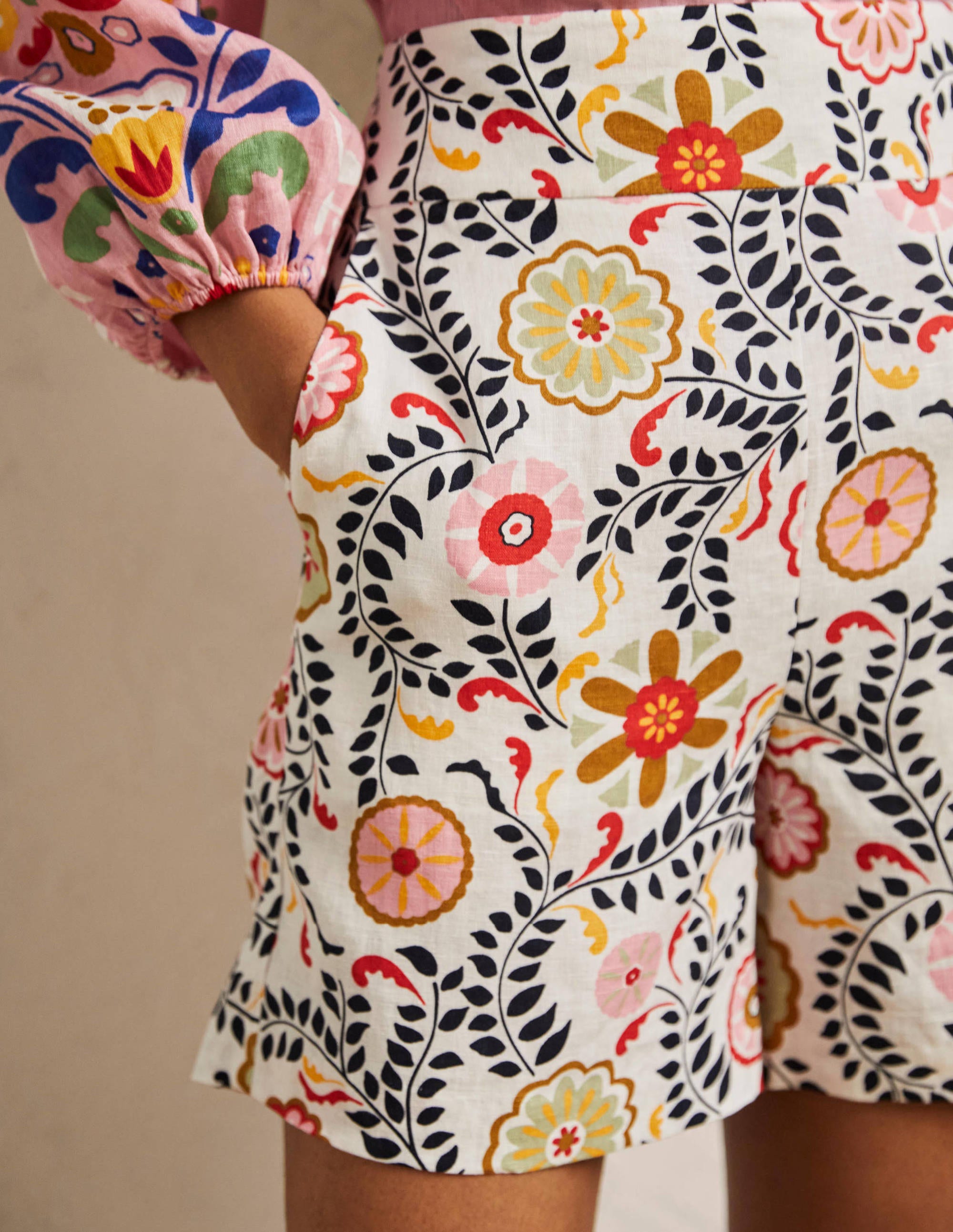 Georgina Linen Shorts-Ivory, Opulent Garden - Image 2