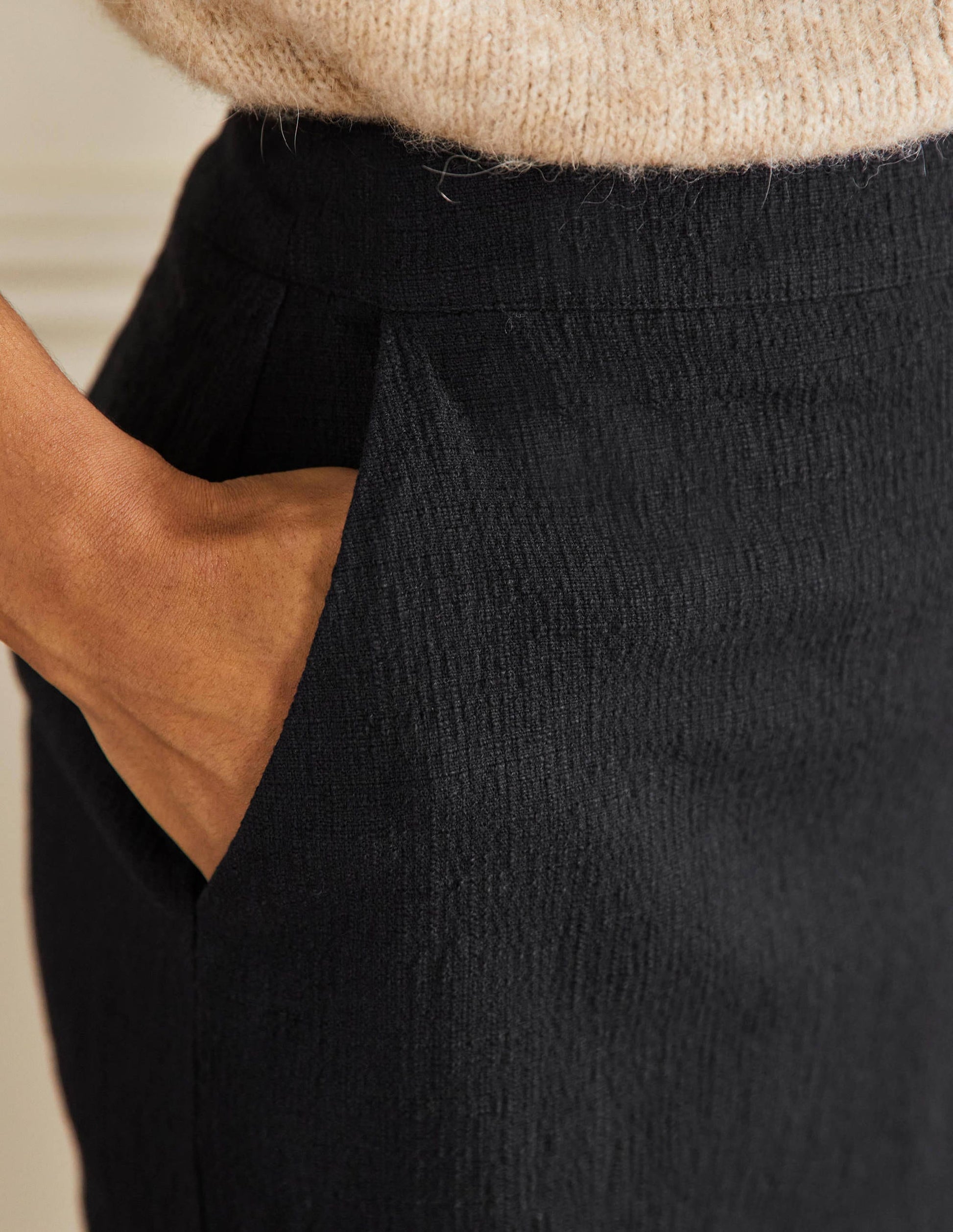 Textured Pencil Skirt-Black-2